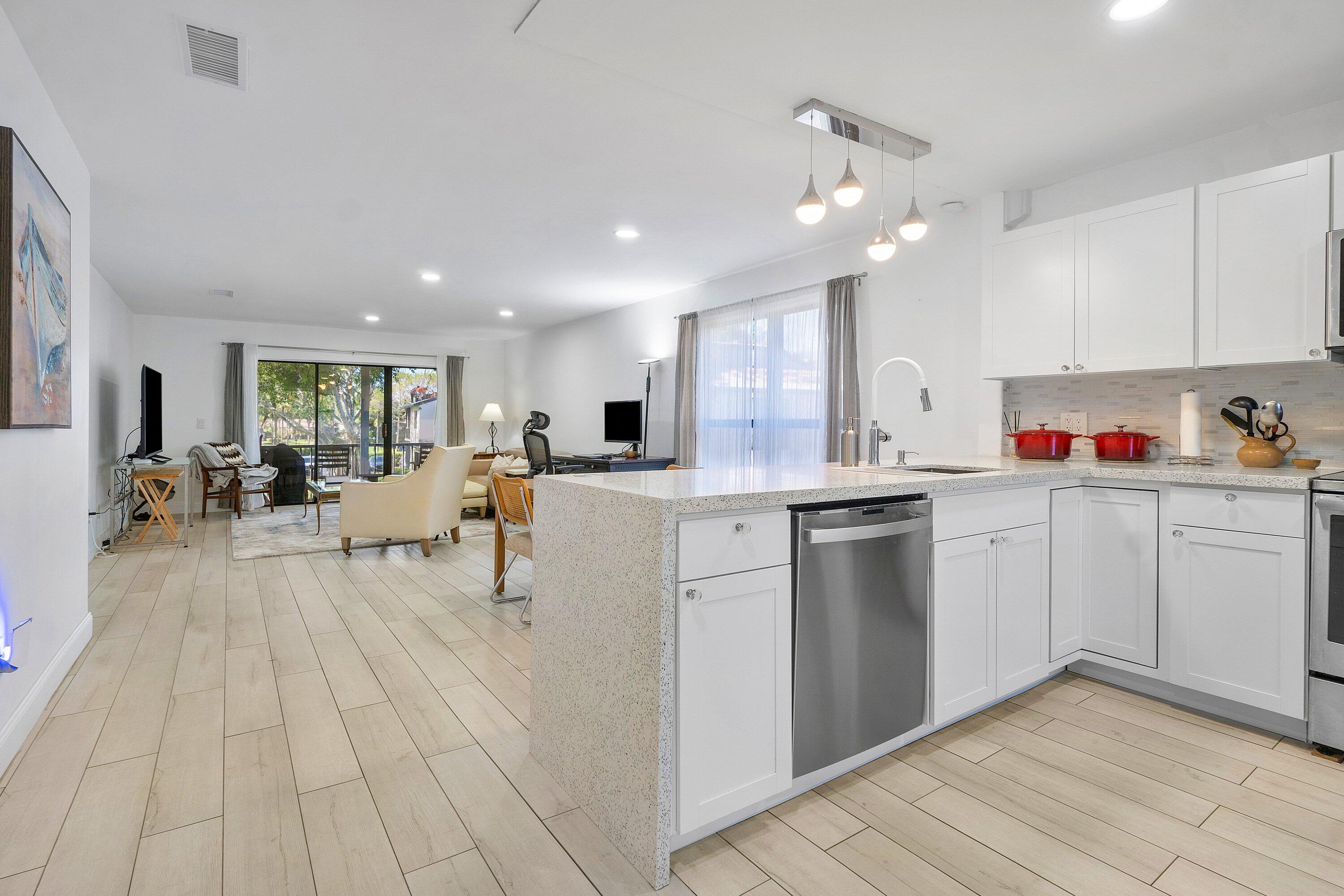 8436 CYPRESS #7H, Boca Raton FL 33433