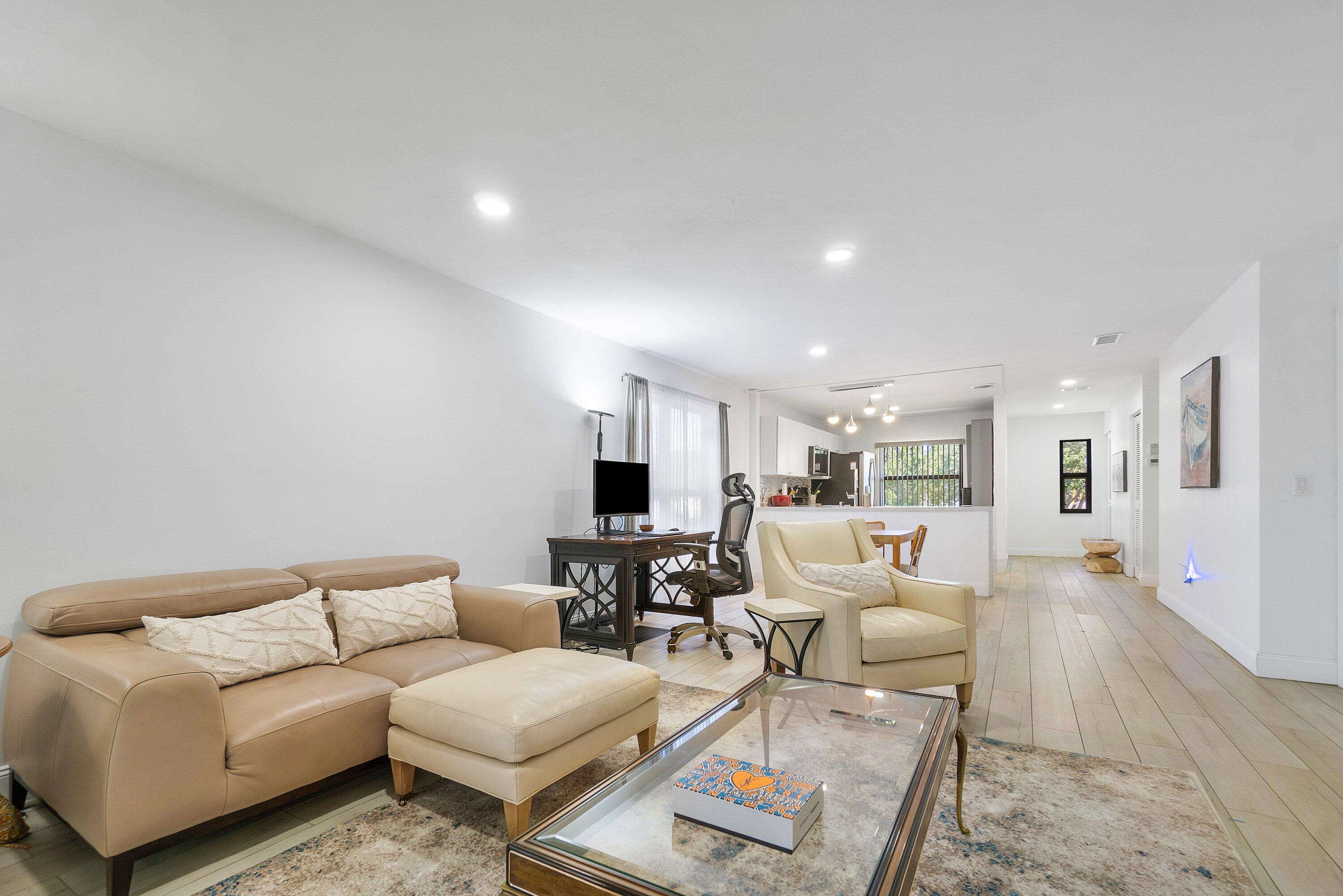 8436 CYPRESS #7H, Boca Raton FL 33433