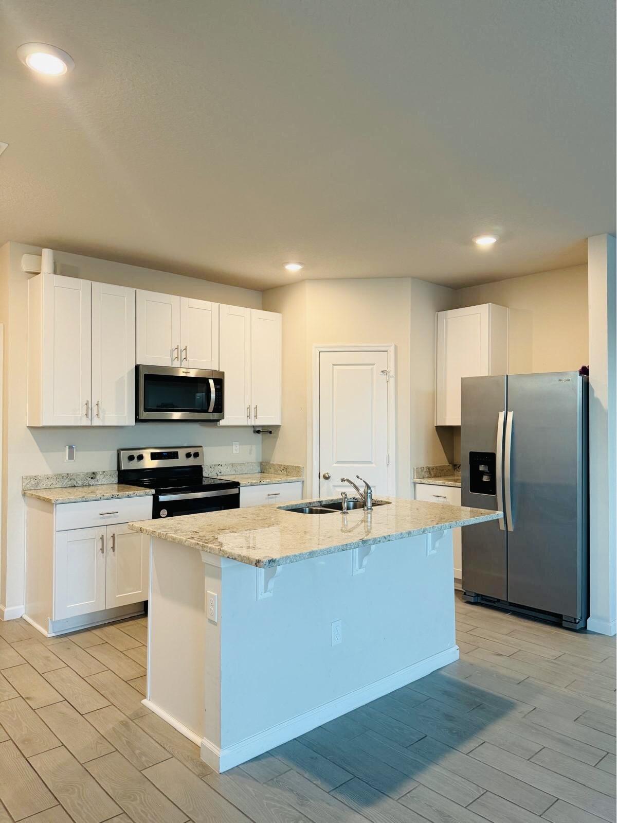 5677 MENTMORE #5677, Mangonia Park FL 33407