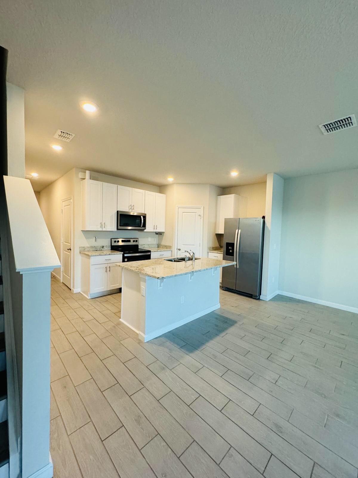 5677 MENTMORE #5677, Mangonia Park FL 33407