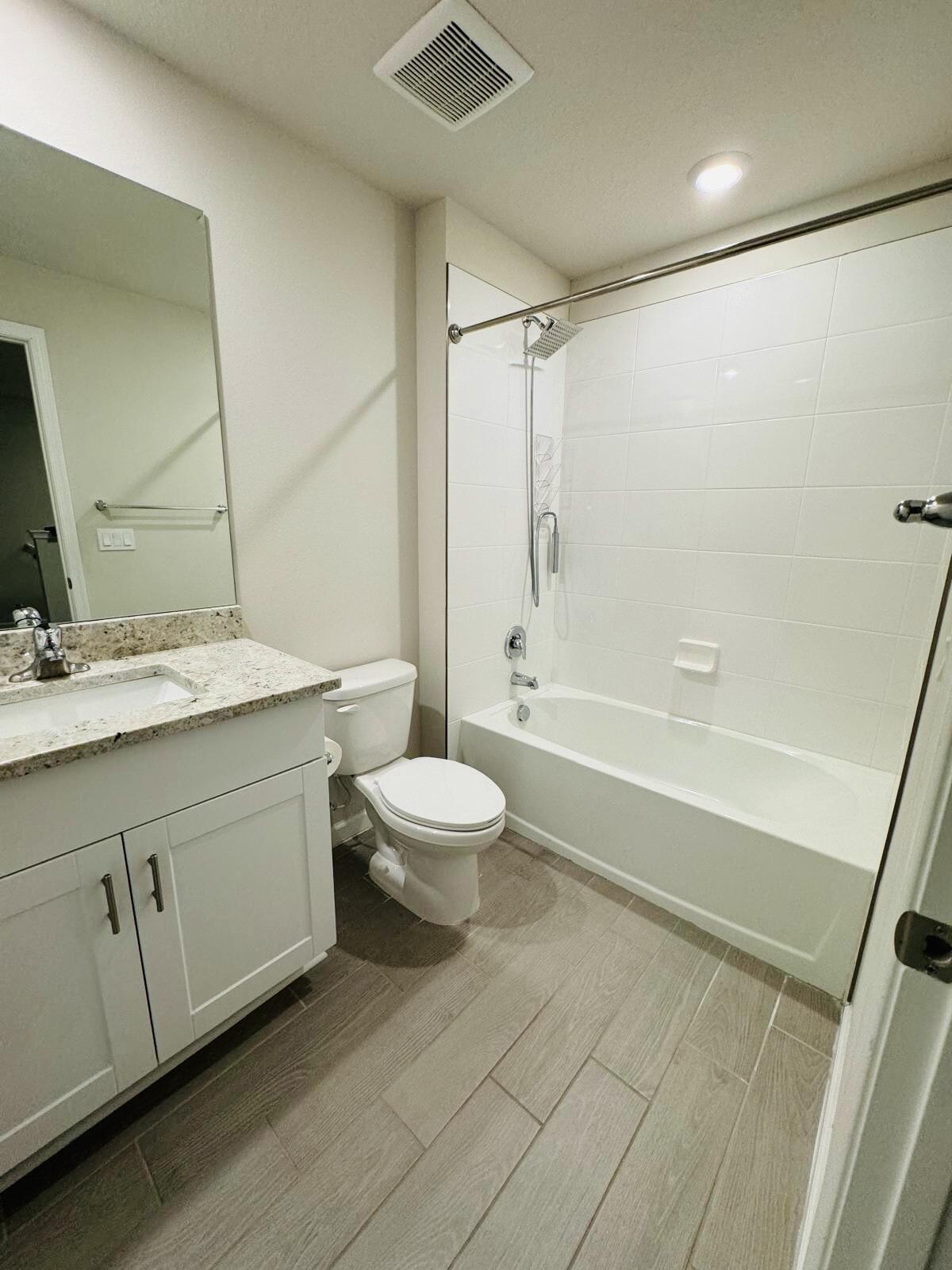 5677 MENTMORE #5677, Mangonia Park FL 33407