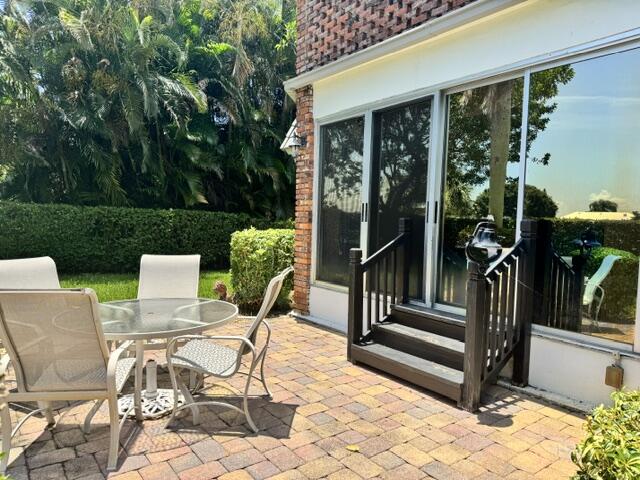 340 Orange Tree #5, Atlantis FL 33462