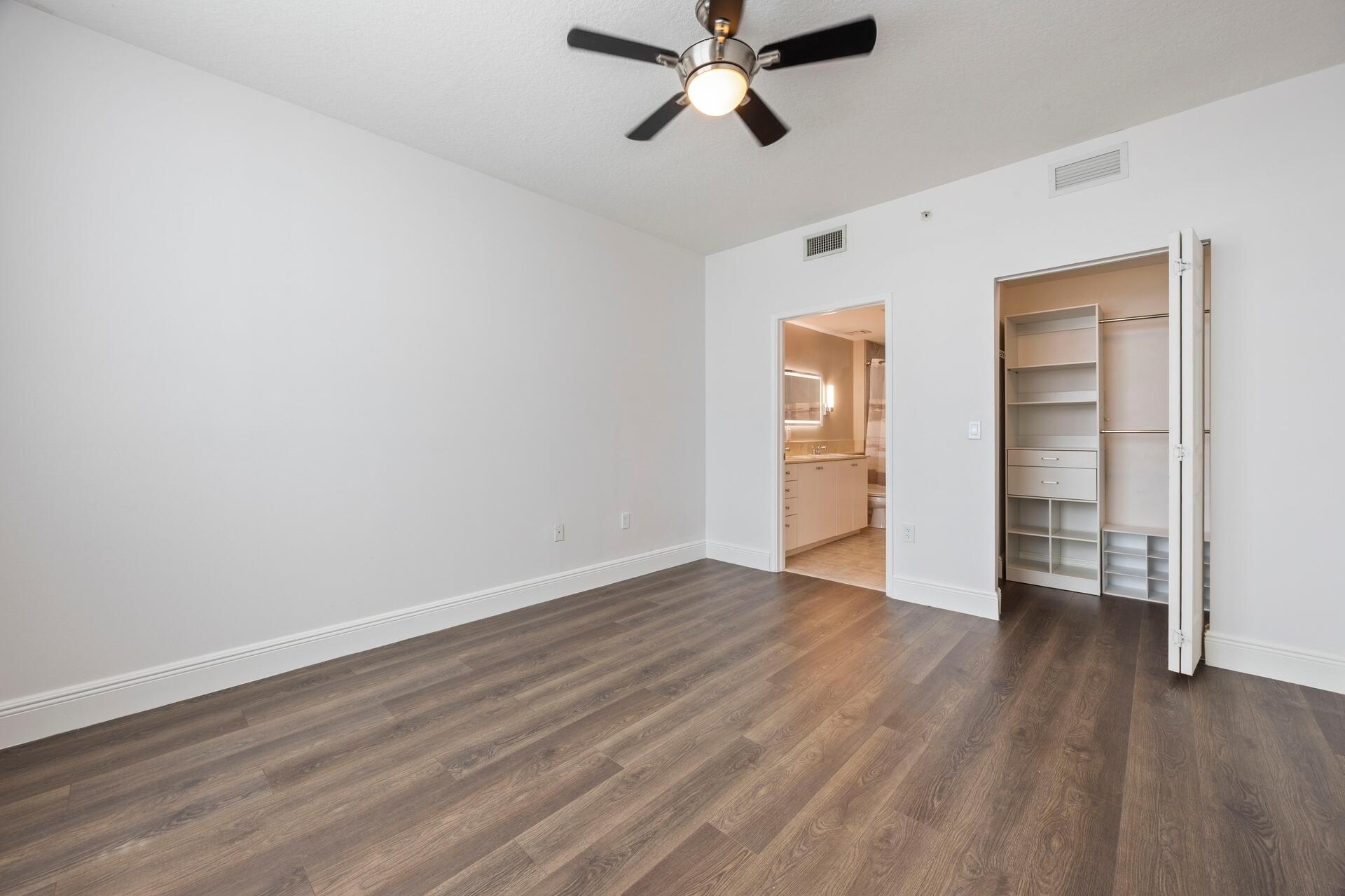 804 E WINDWARD #621, Lantana FL 33462