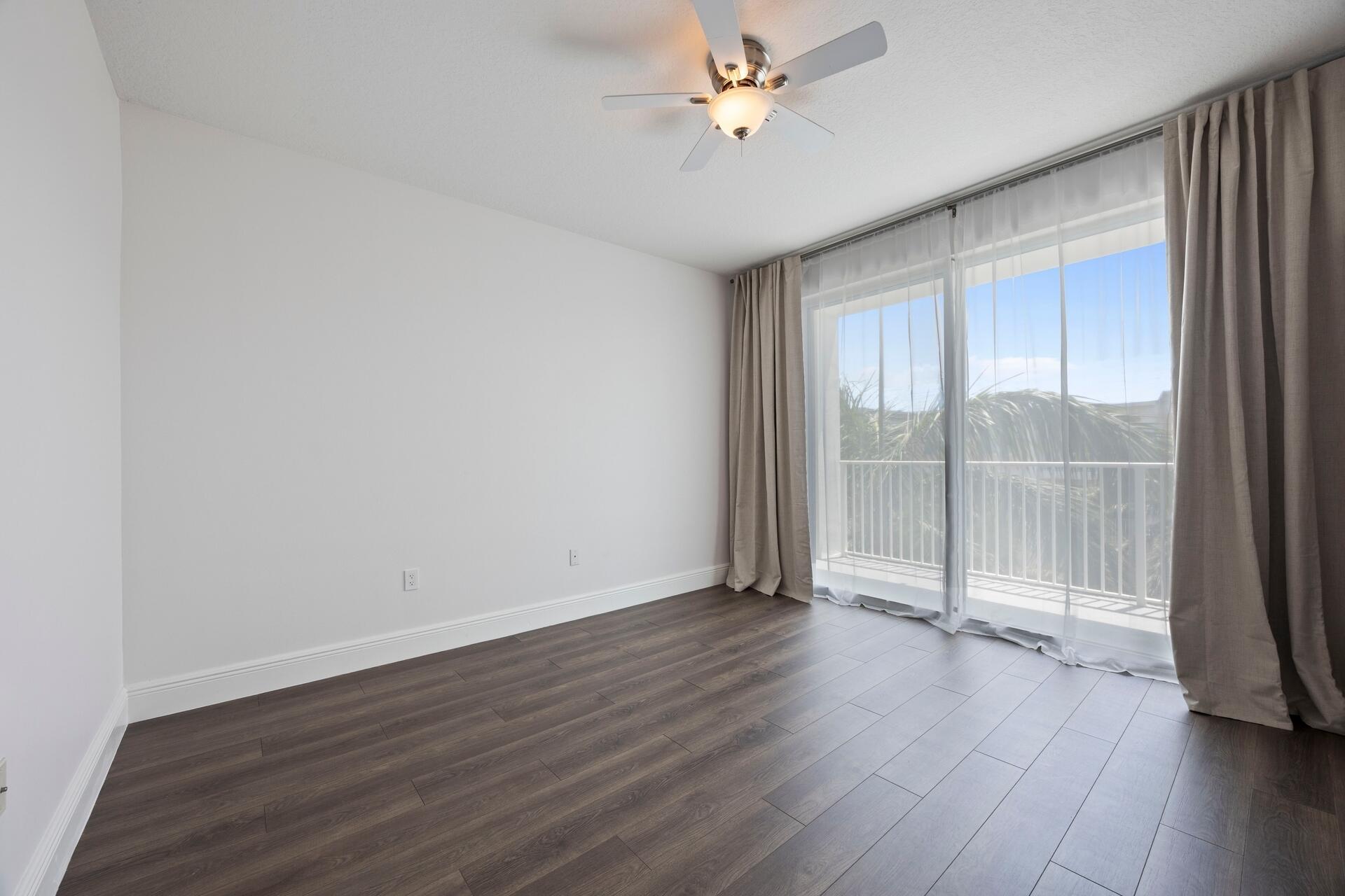 804 E WINDWARD #621, Lantana FL 33462