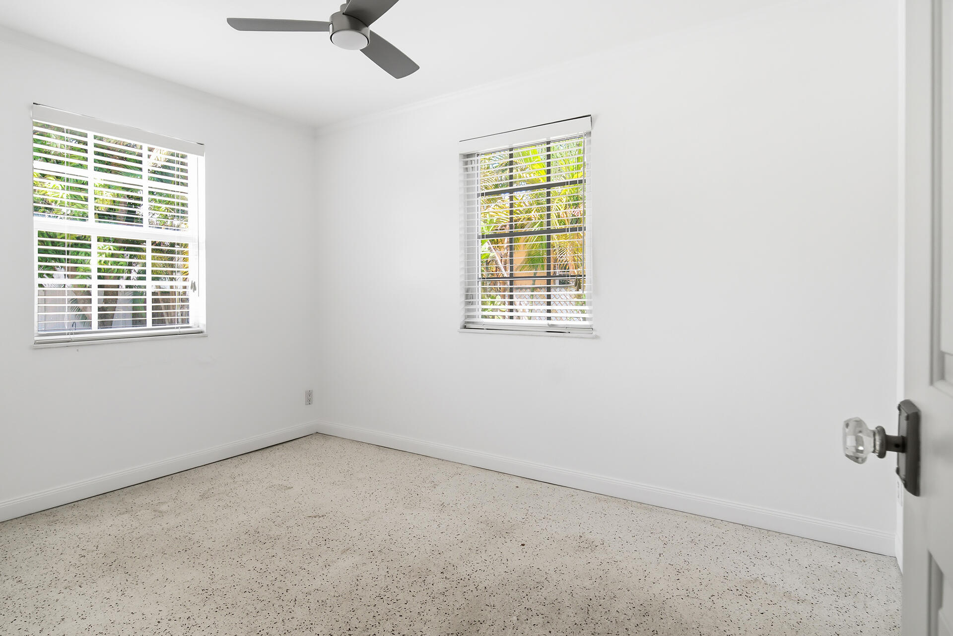 205 RUTLAND, West Palm Beach FL 33405
