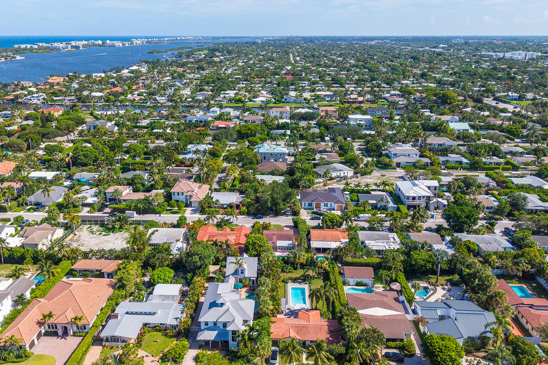 205 RUTLAND, West Palm Beach FL 33405
