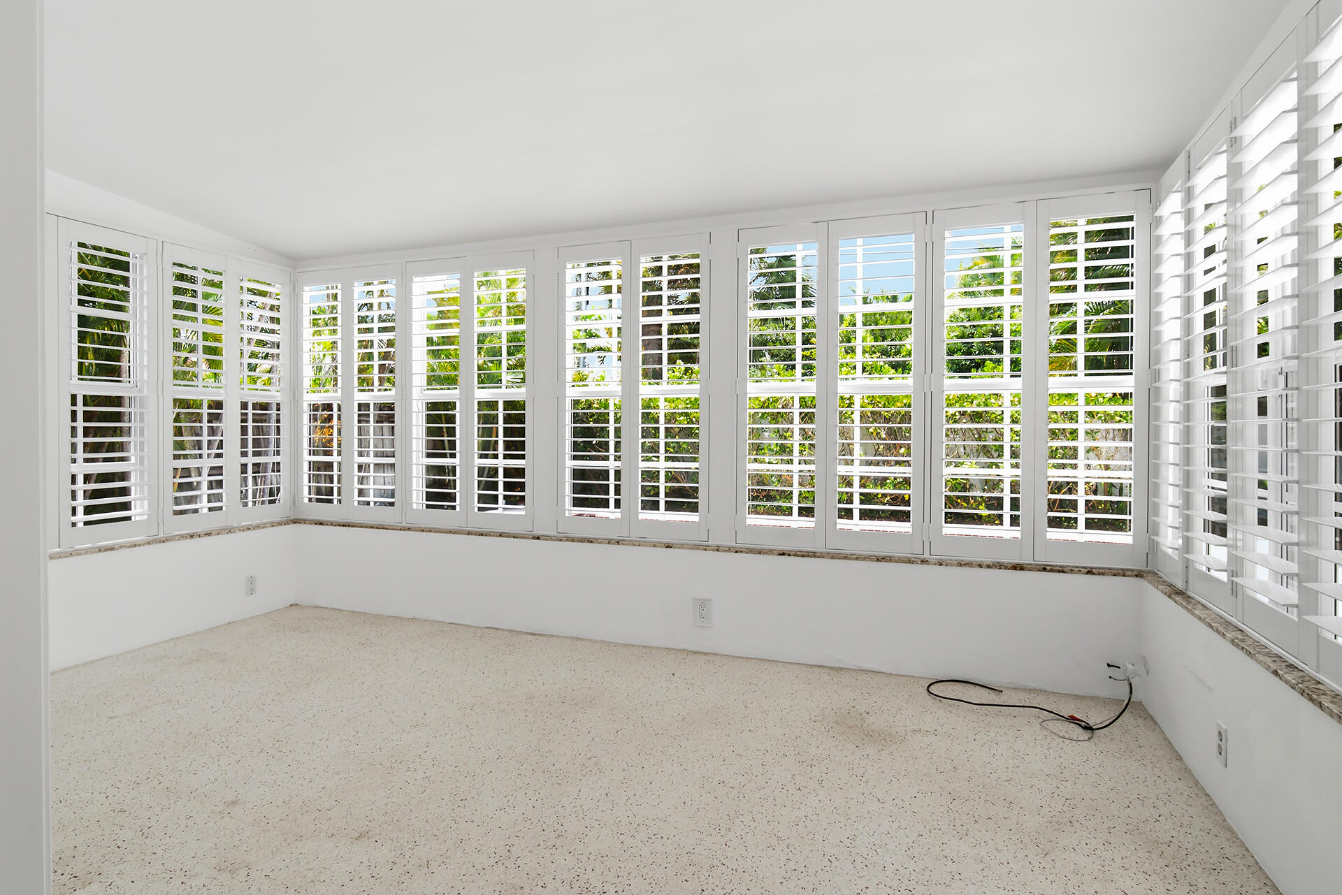 205 RUTLAND, West Palm Beach FL 33405