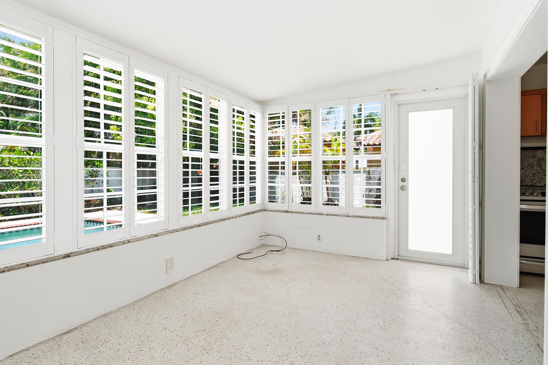 205 RUTLAND, West Palm Beach FL 33405
