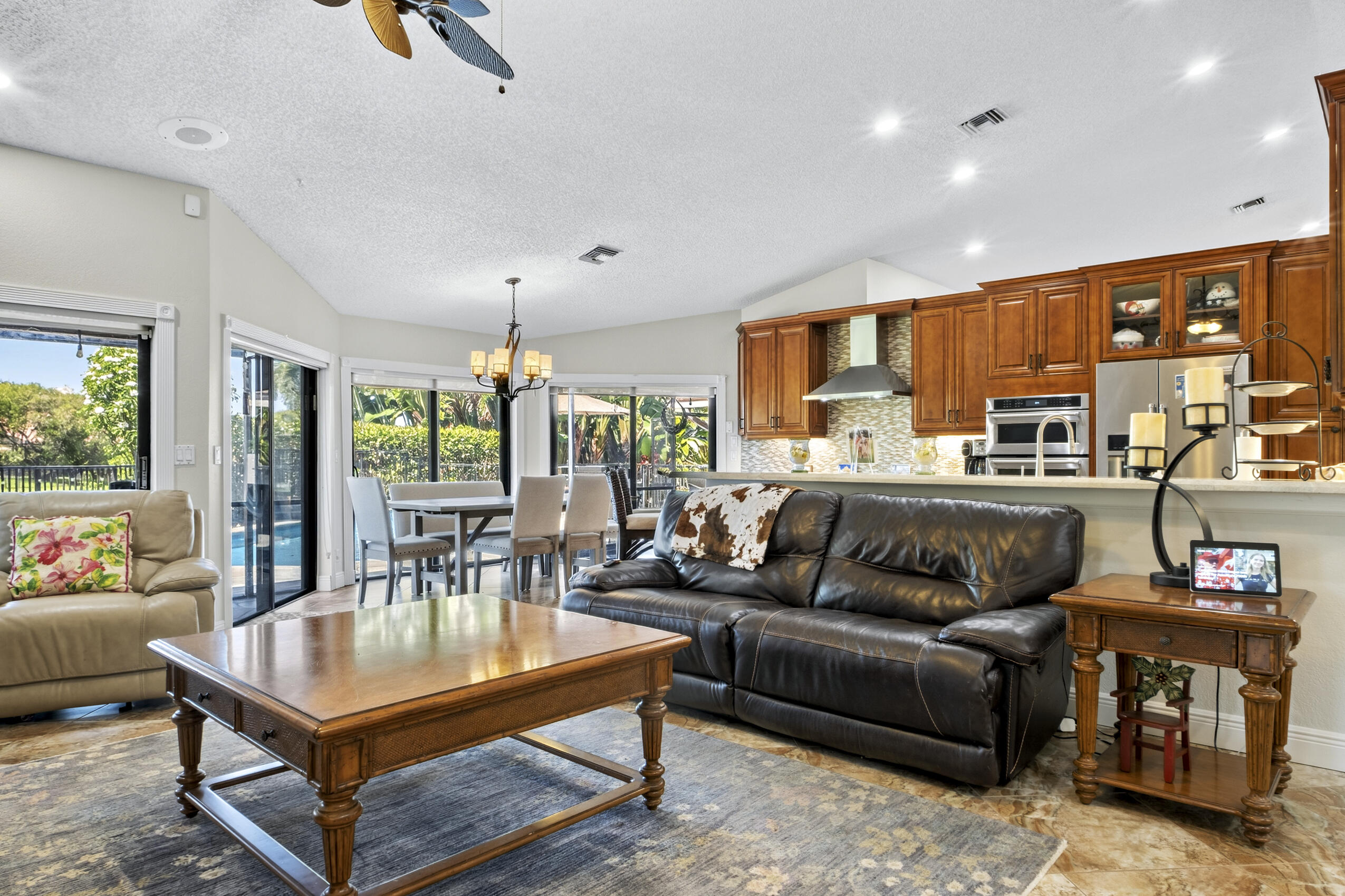 12020 NW 2nd, Coral Springs FL 33071