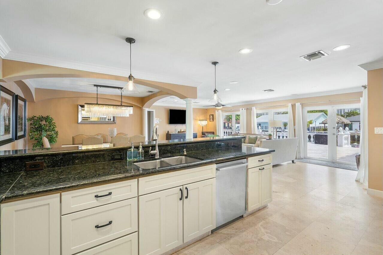 41 Castle Harbor Isle, Fort Lauderdale FL 33308