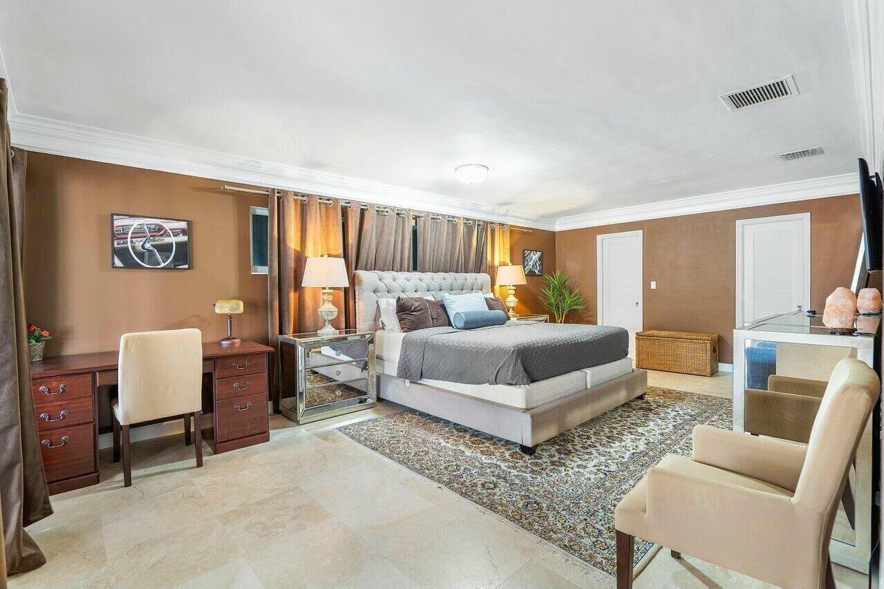 41 Castle Harbor Isle, Fort Lauderdale FL 33308