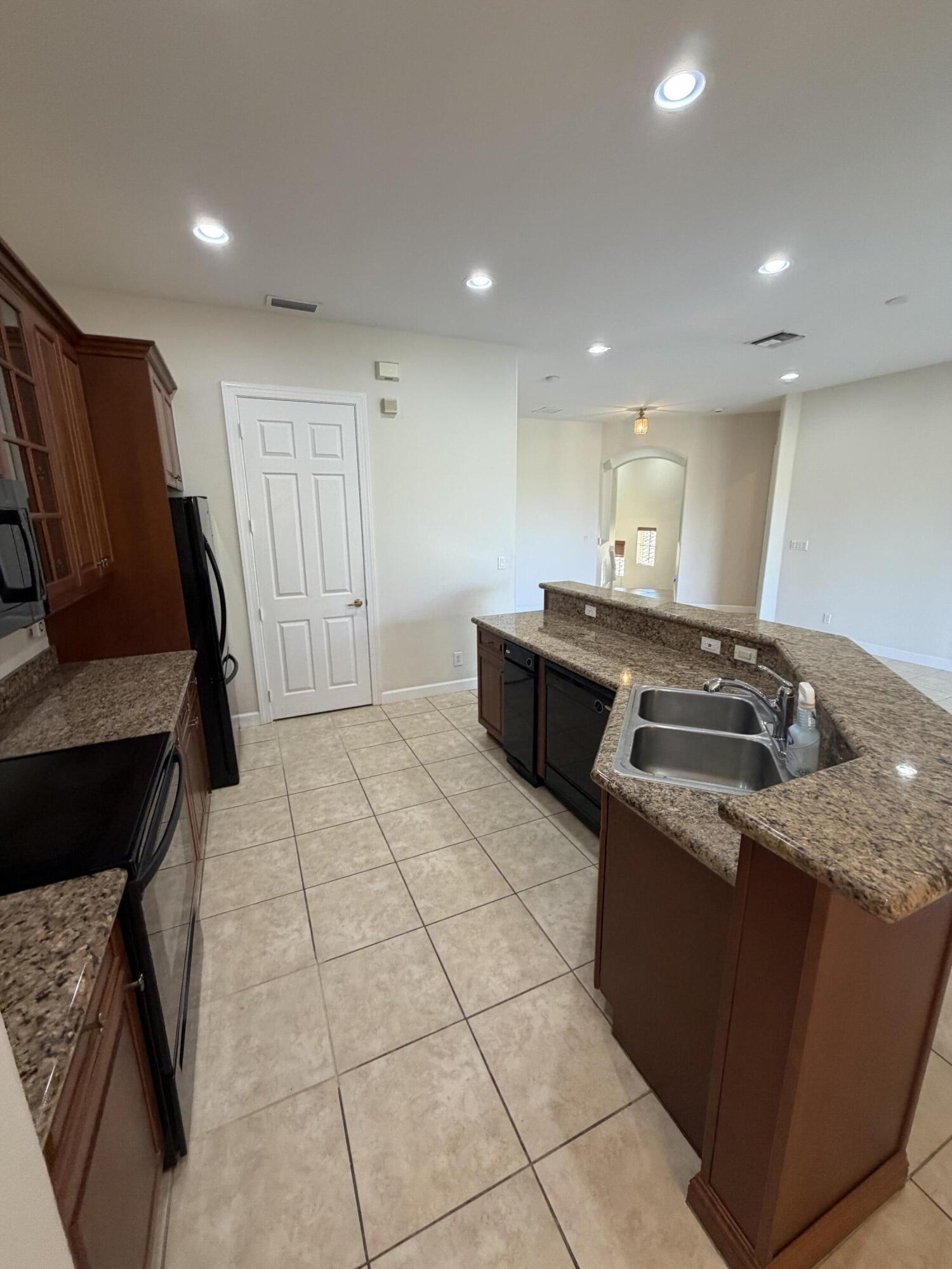 8079 NW 127TH #2-F, Parkland FL 33076