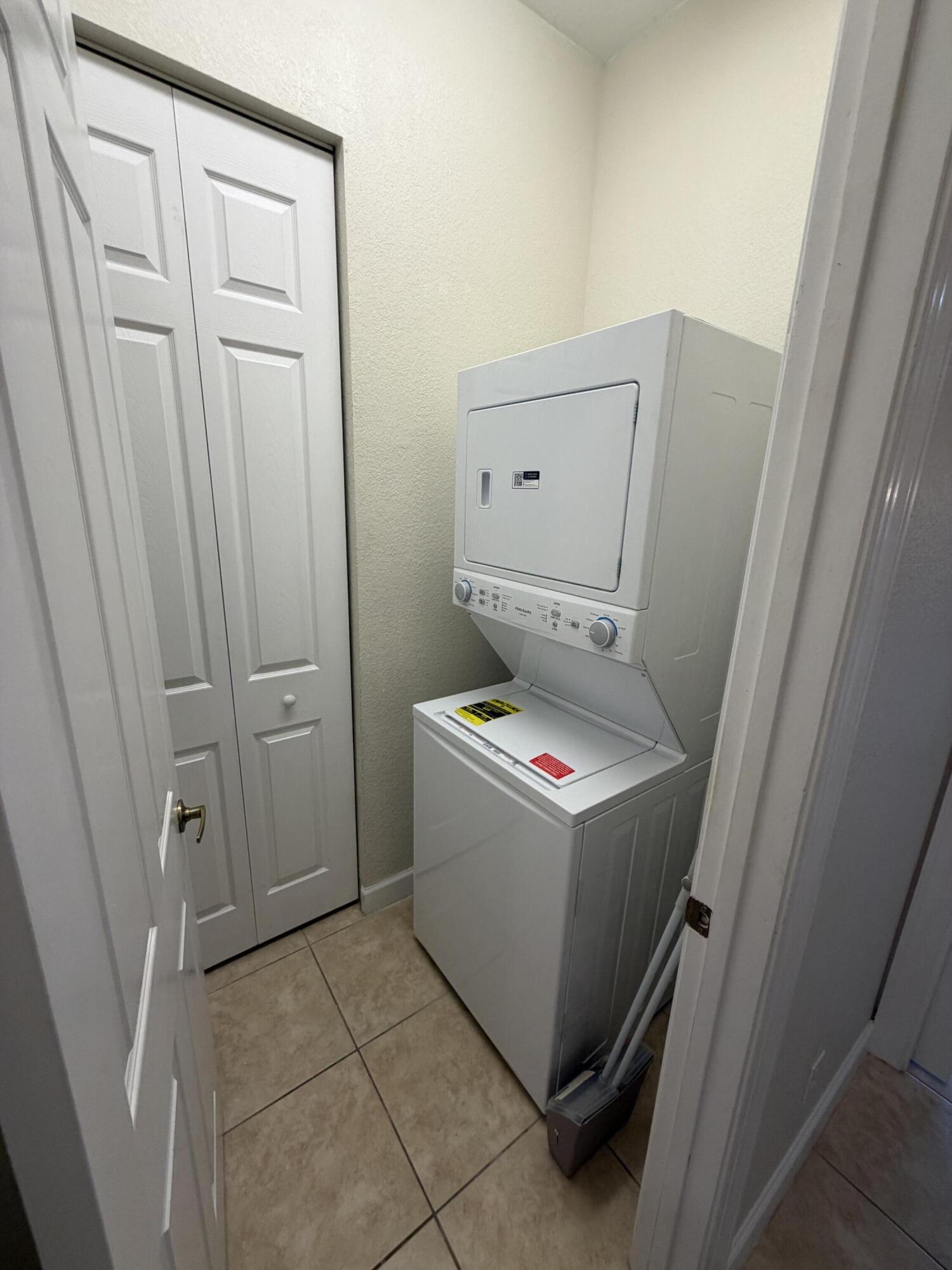 8079 NW 127TH #2-F, Parkland FL 33076