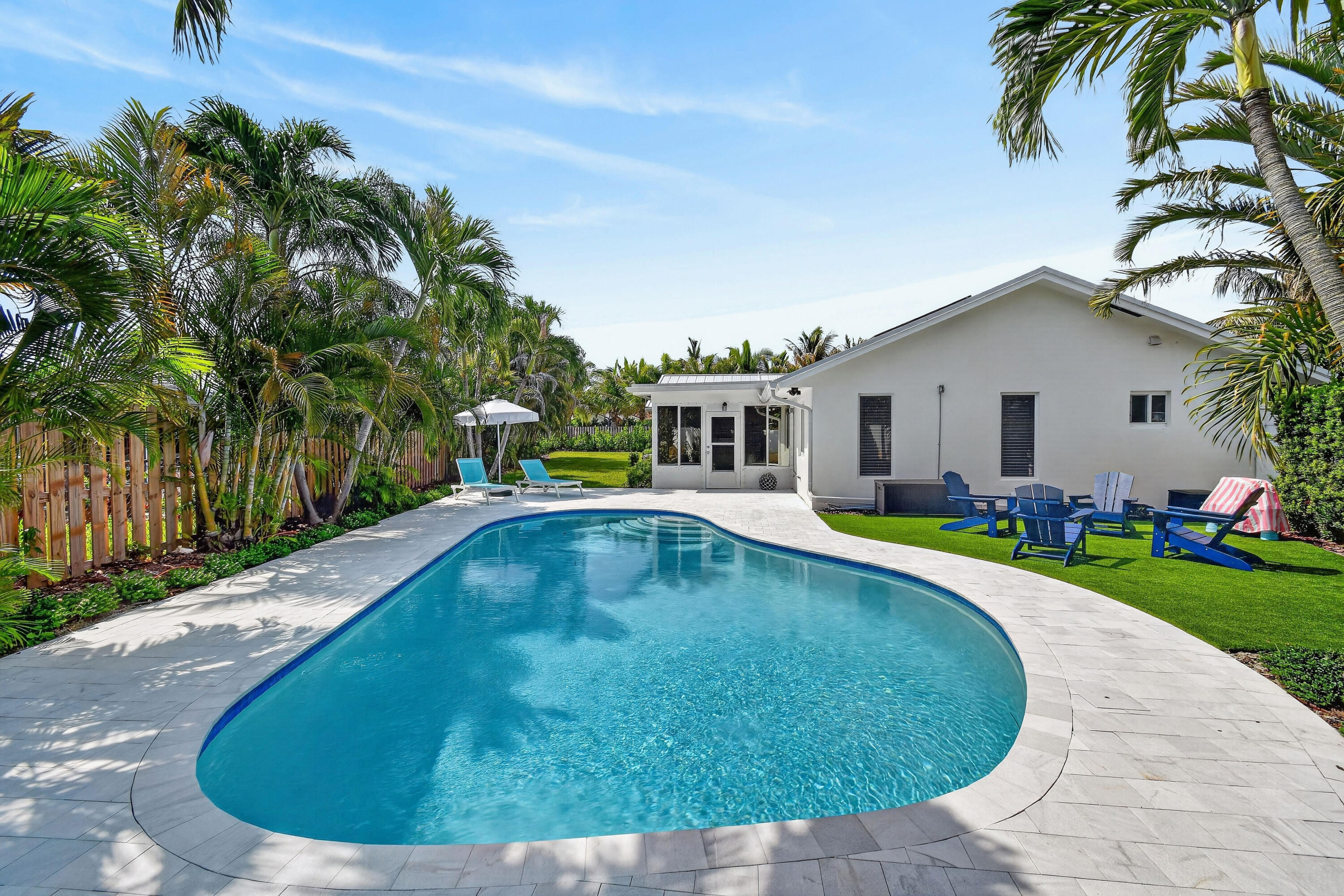 46 DOGWOOD, Tequesta FL 33469