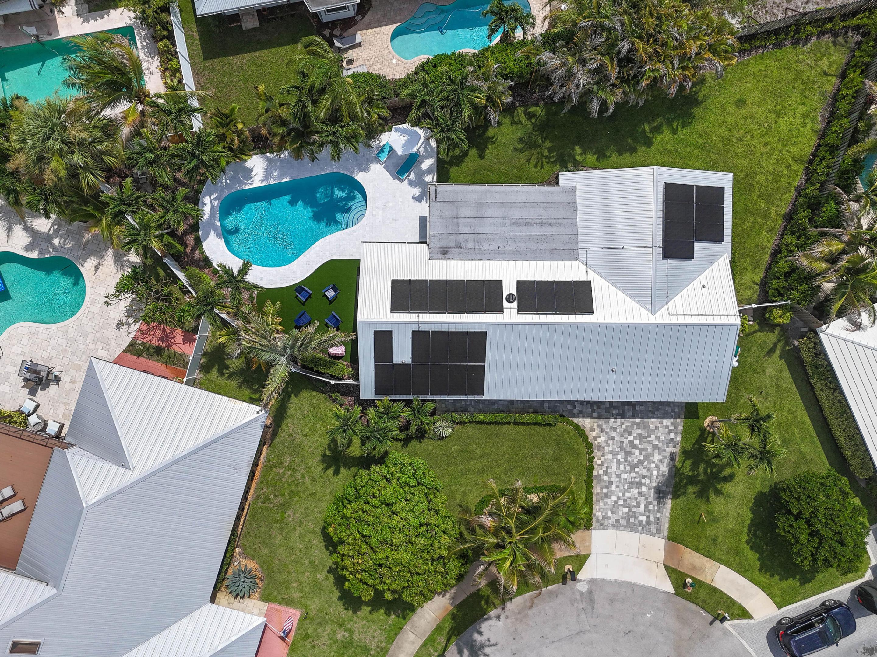 46 DOGWOOD, Tequesta FL 33469