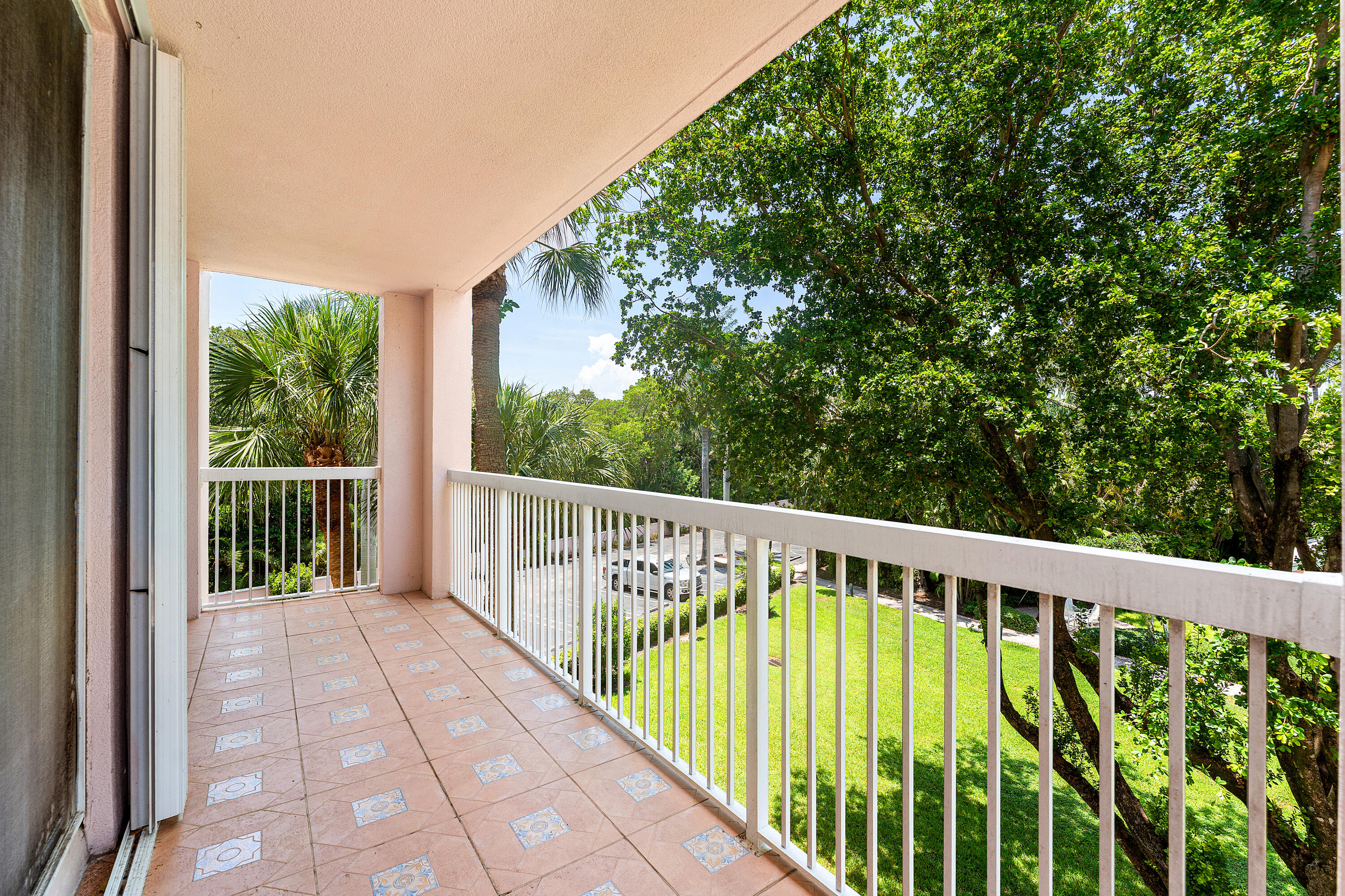 790 Andrews #C206, Delray Beach FL 33483