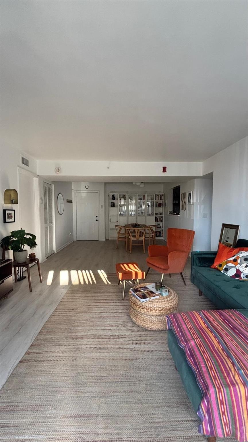 1350 SE 3RD #208, Dania Beach FL 33004