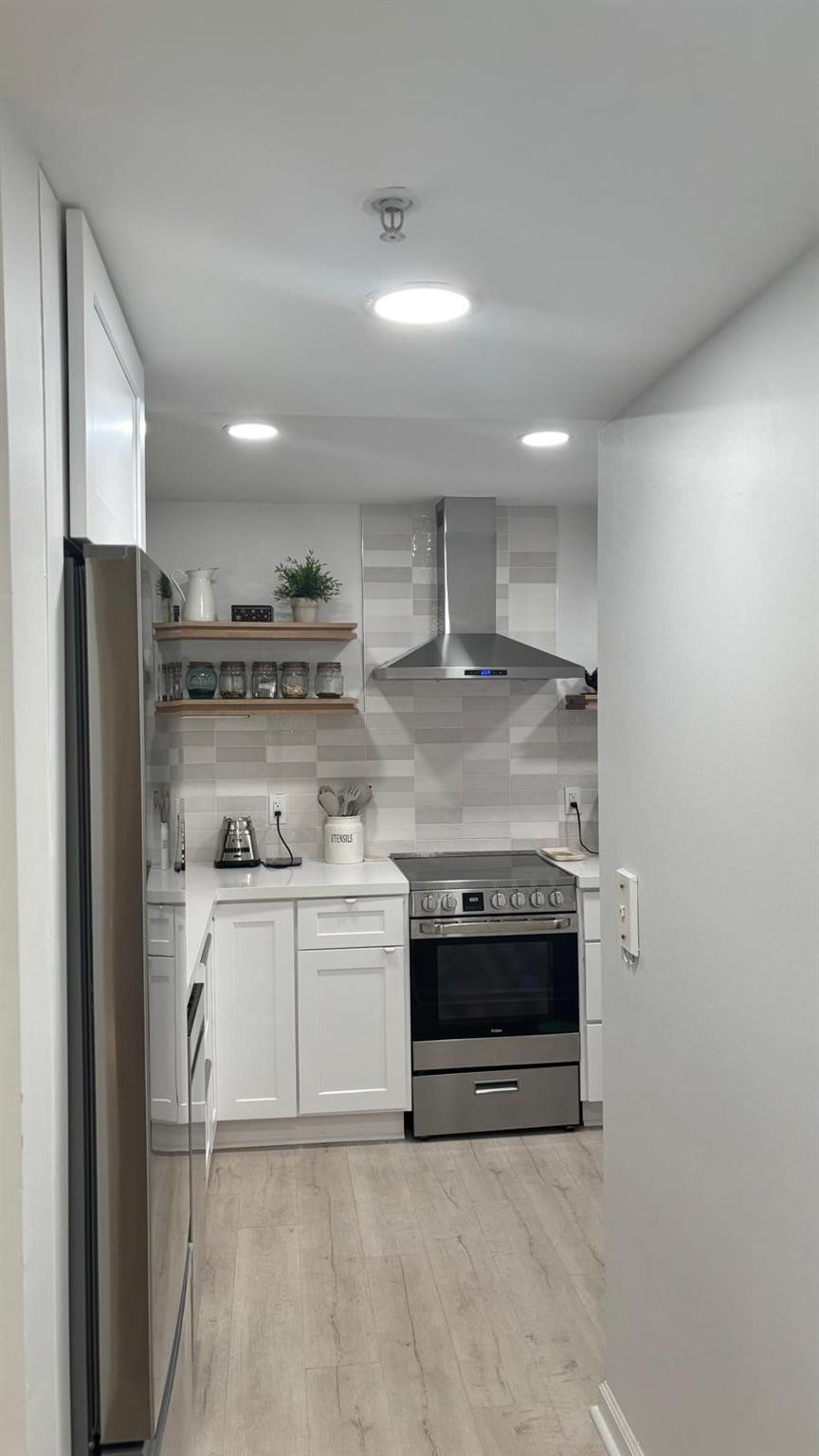 1350 SE 3RD #208, Dania Beach FL 33004