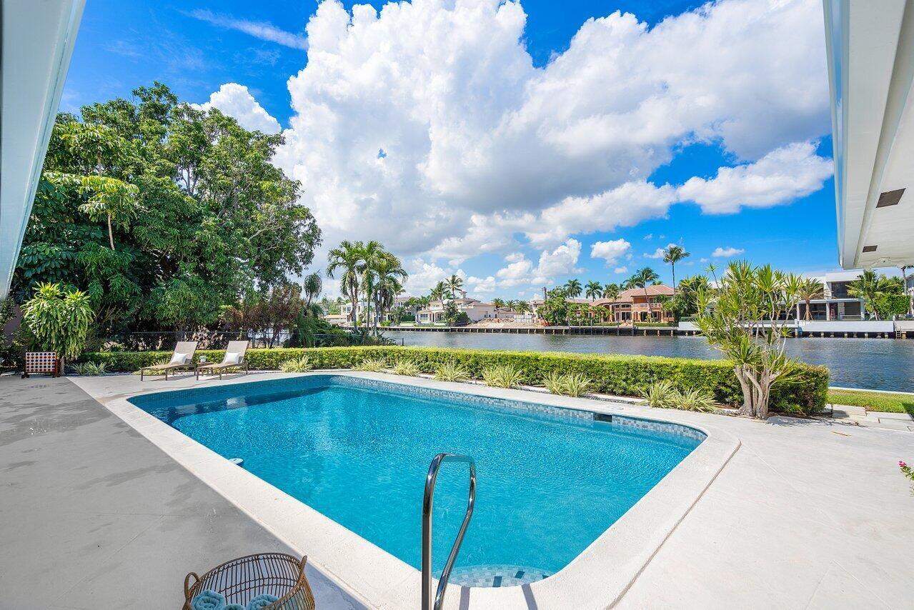 2767 Spanish River, Boca Raton FL 33432