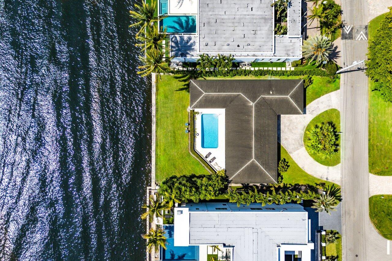 2767 Spanish River, Boca Raton FL 33432