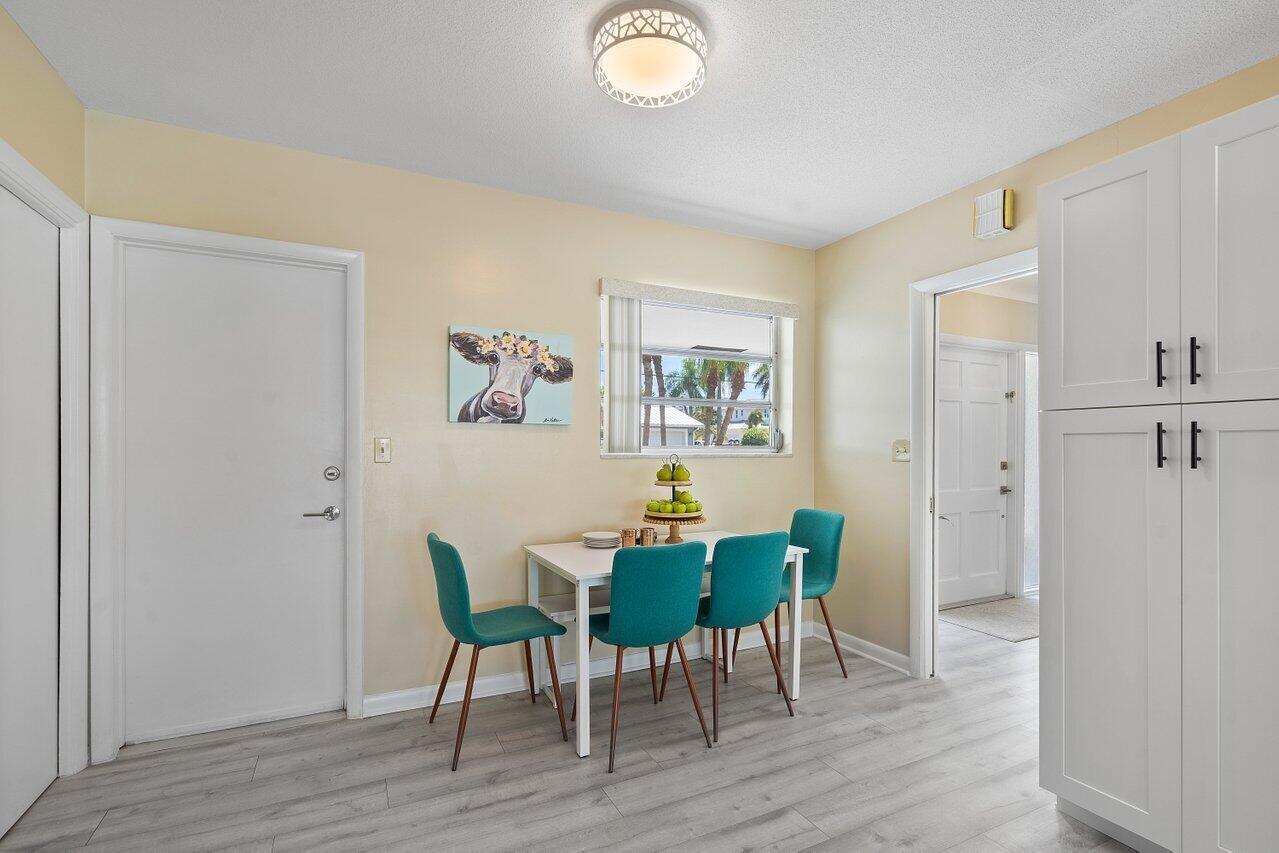 2767 Spanish River, Boca Raton FL 33432