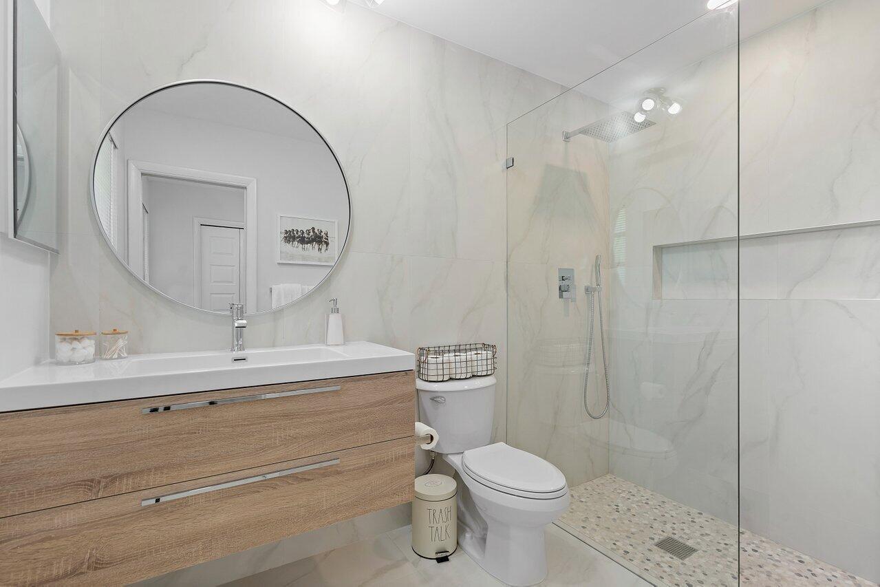 2767 Spanish River, Boca Raton FL 33432