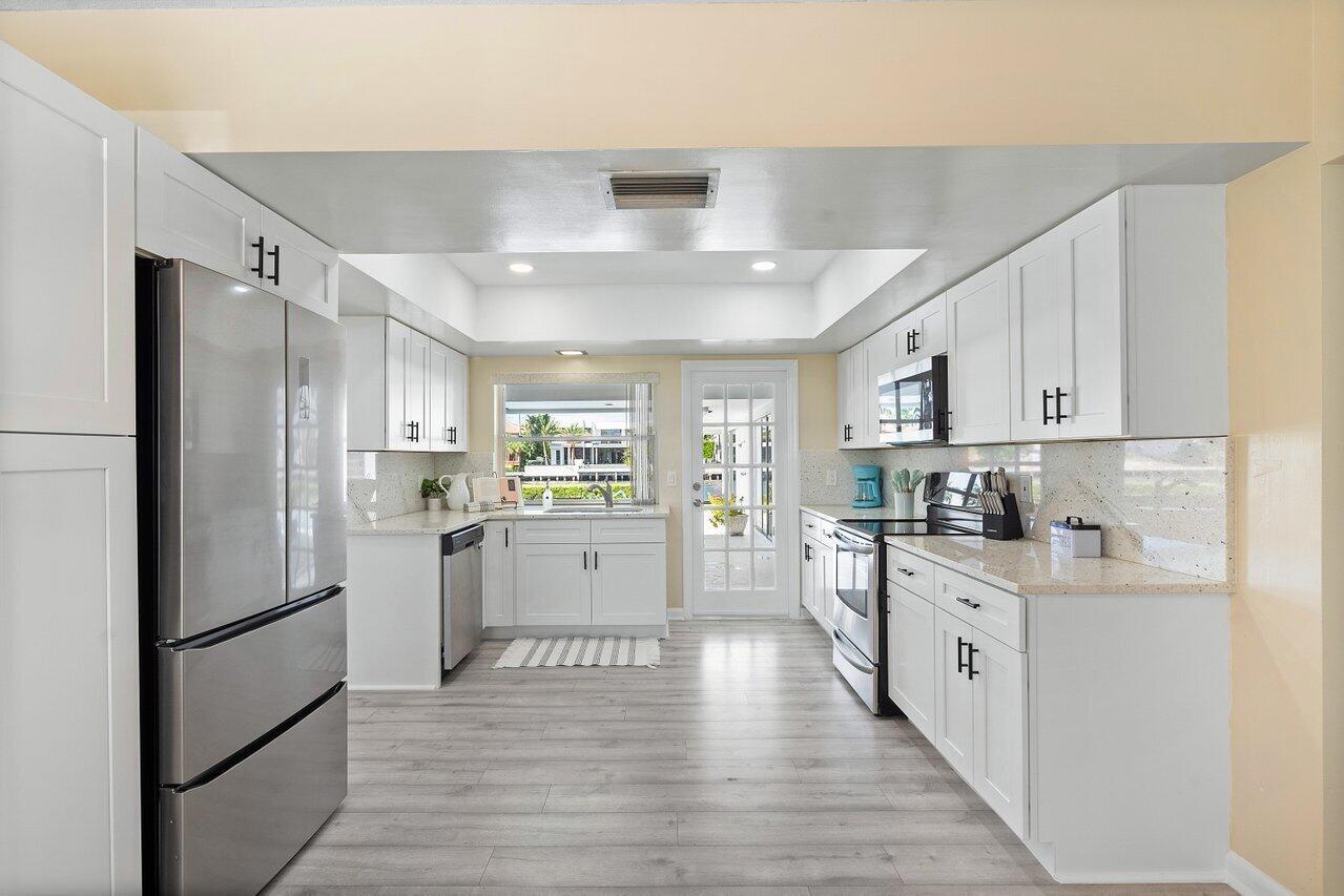 2767 Spanish River, Boca Raton FL 33432