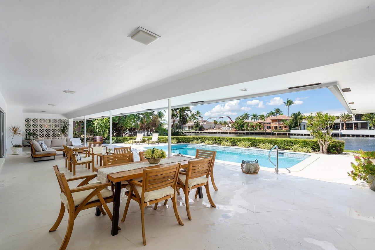 2767 Spanish River, Boca Raton FL 33432