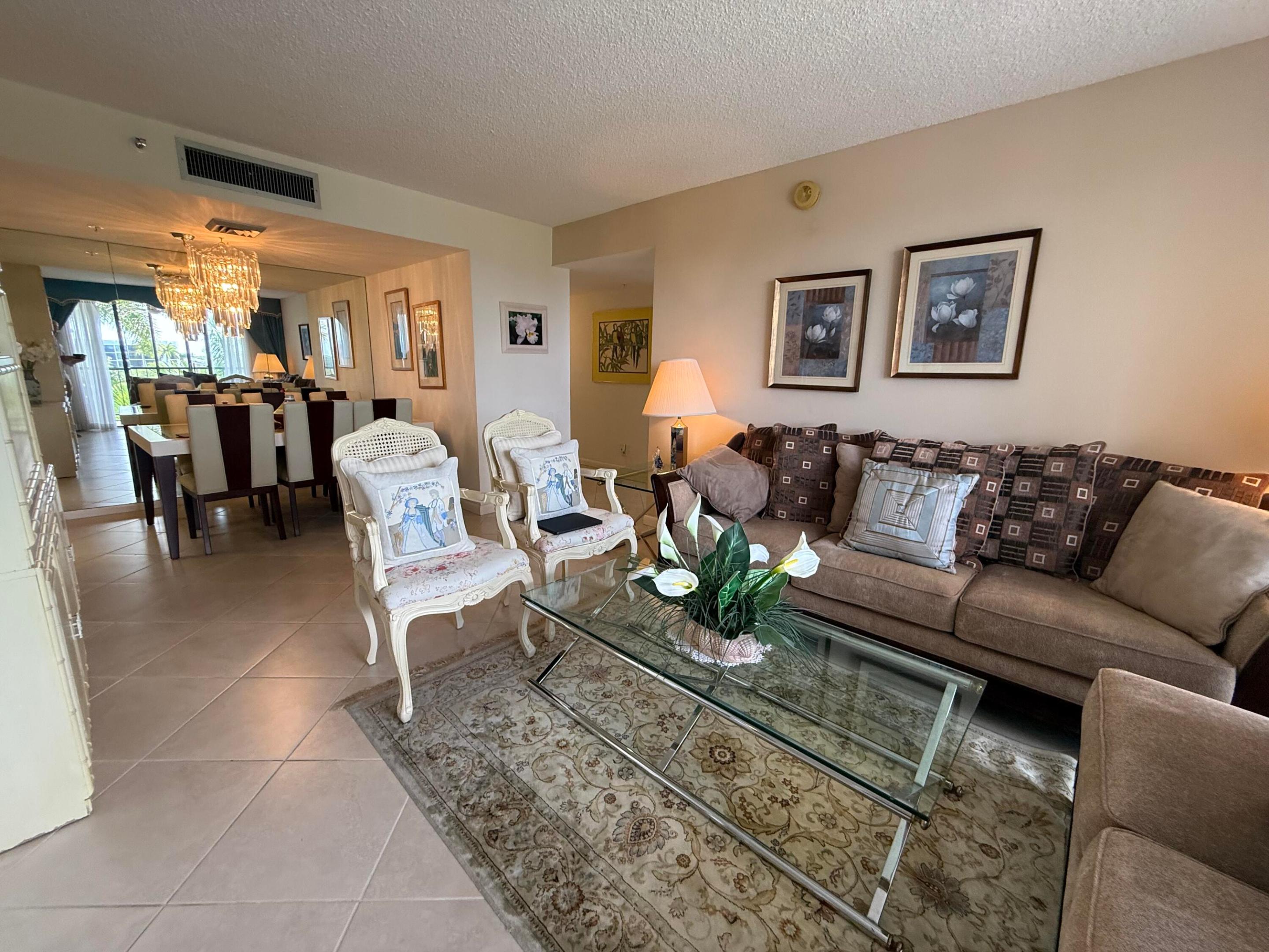 7738 Lakeside #373, Boca Raton FL 33434