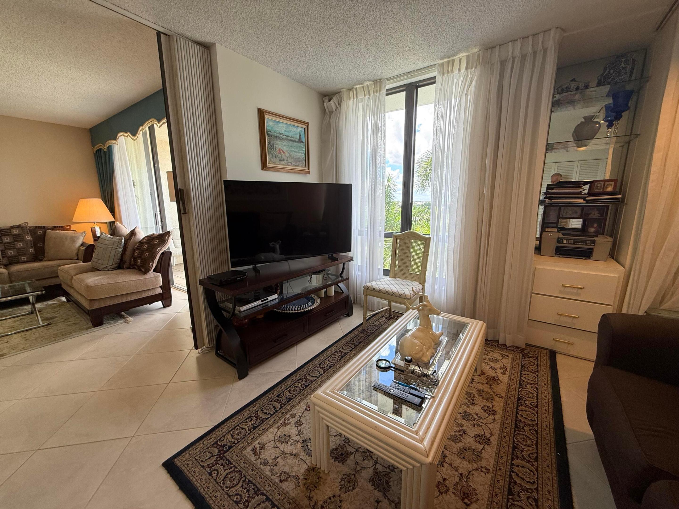7738 Lakeside #373, Boca Raton FL 33434