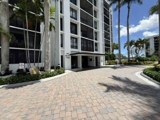 7738 Lakeside #373, Boca Raton FL 33434