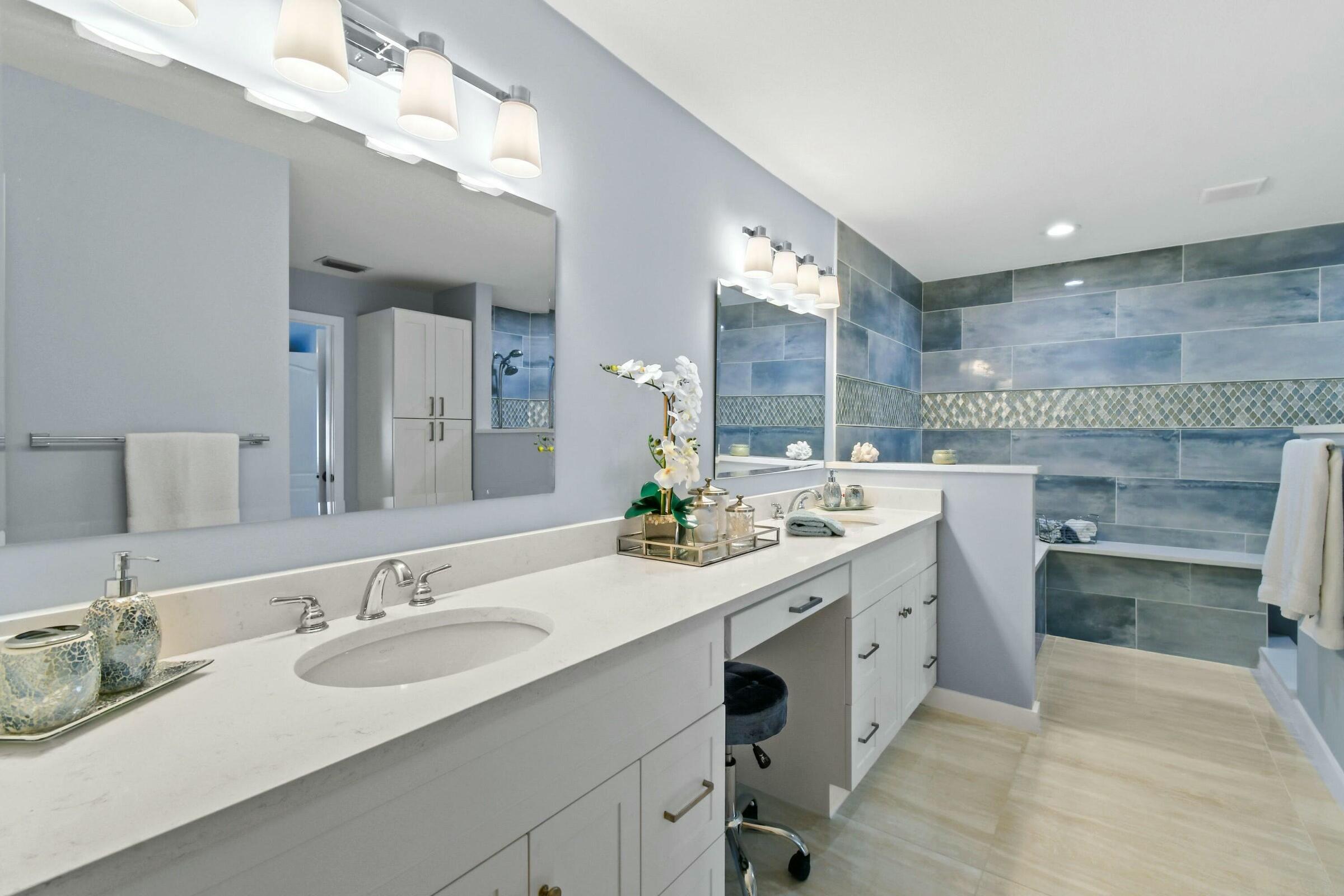 252 Legendary, Palm Beach Gardens FL 33418