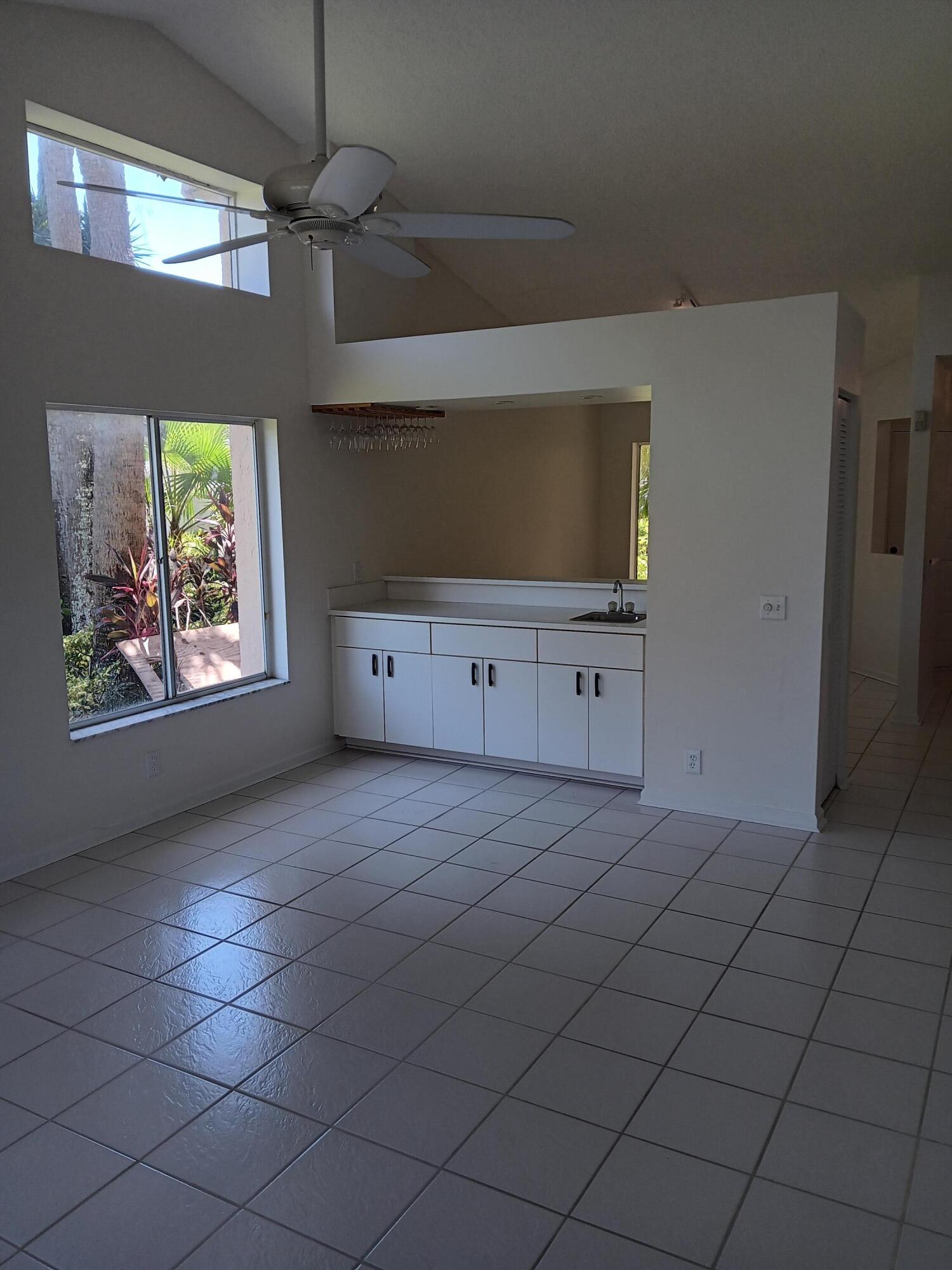 23157 Fountain View #E, Boca Raton FL 33433
