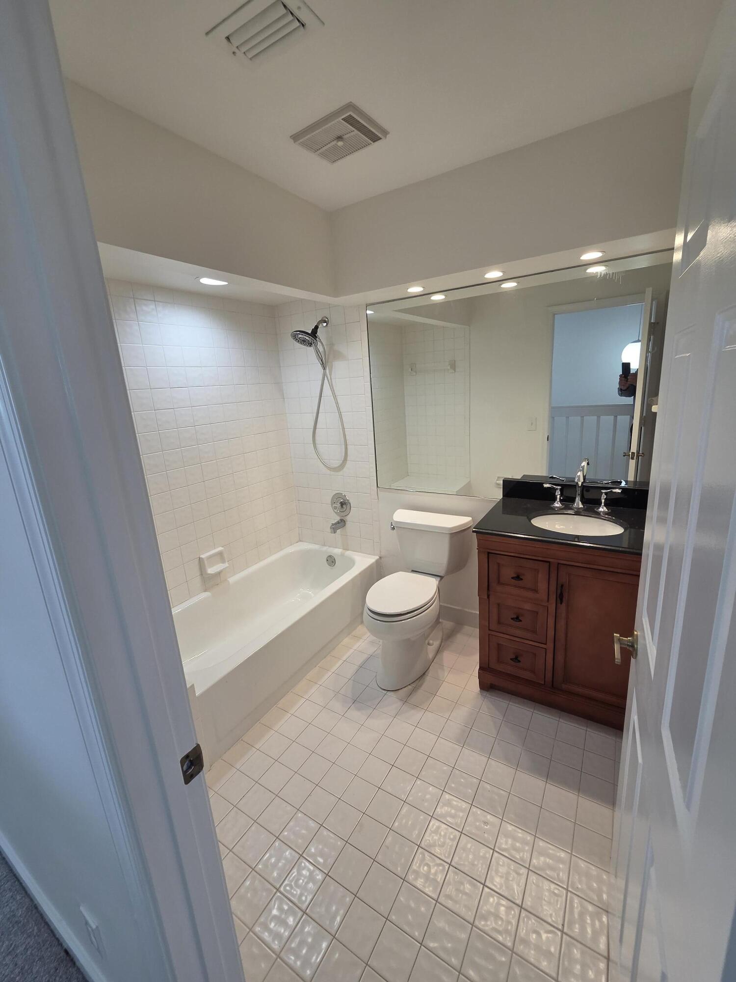 23157 Fountain View #E, Boca Raton FL 33433