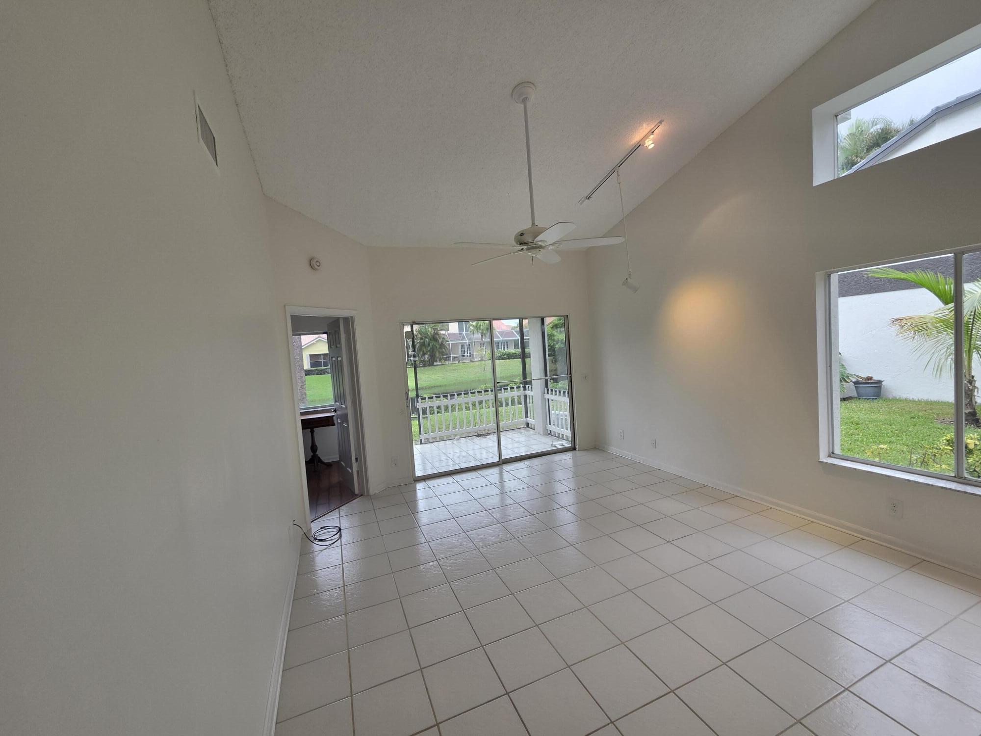 23157 Fountain View #E, Boca Raton FL 33433