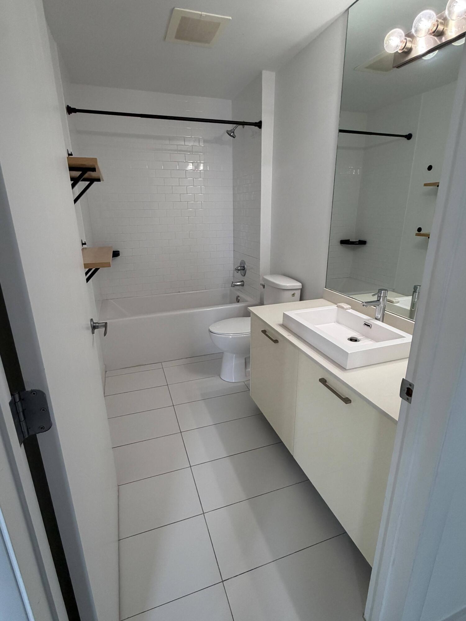 151 SE 1st #Unit 609, Miami FL 33131