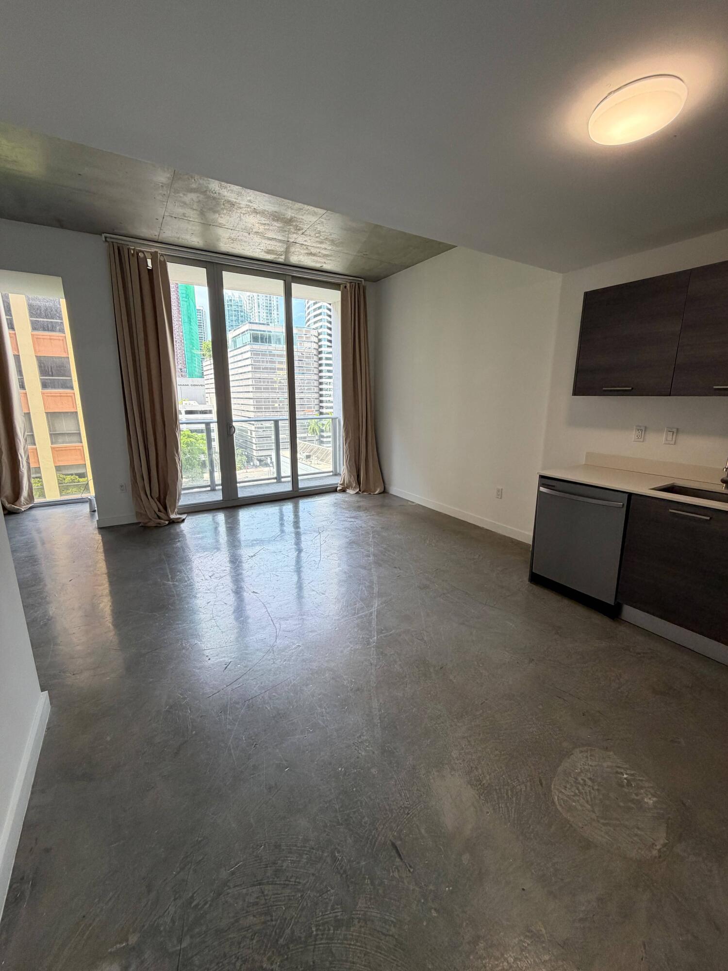 151 SE 1st #Unit 609, Miami FL 33131