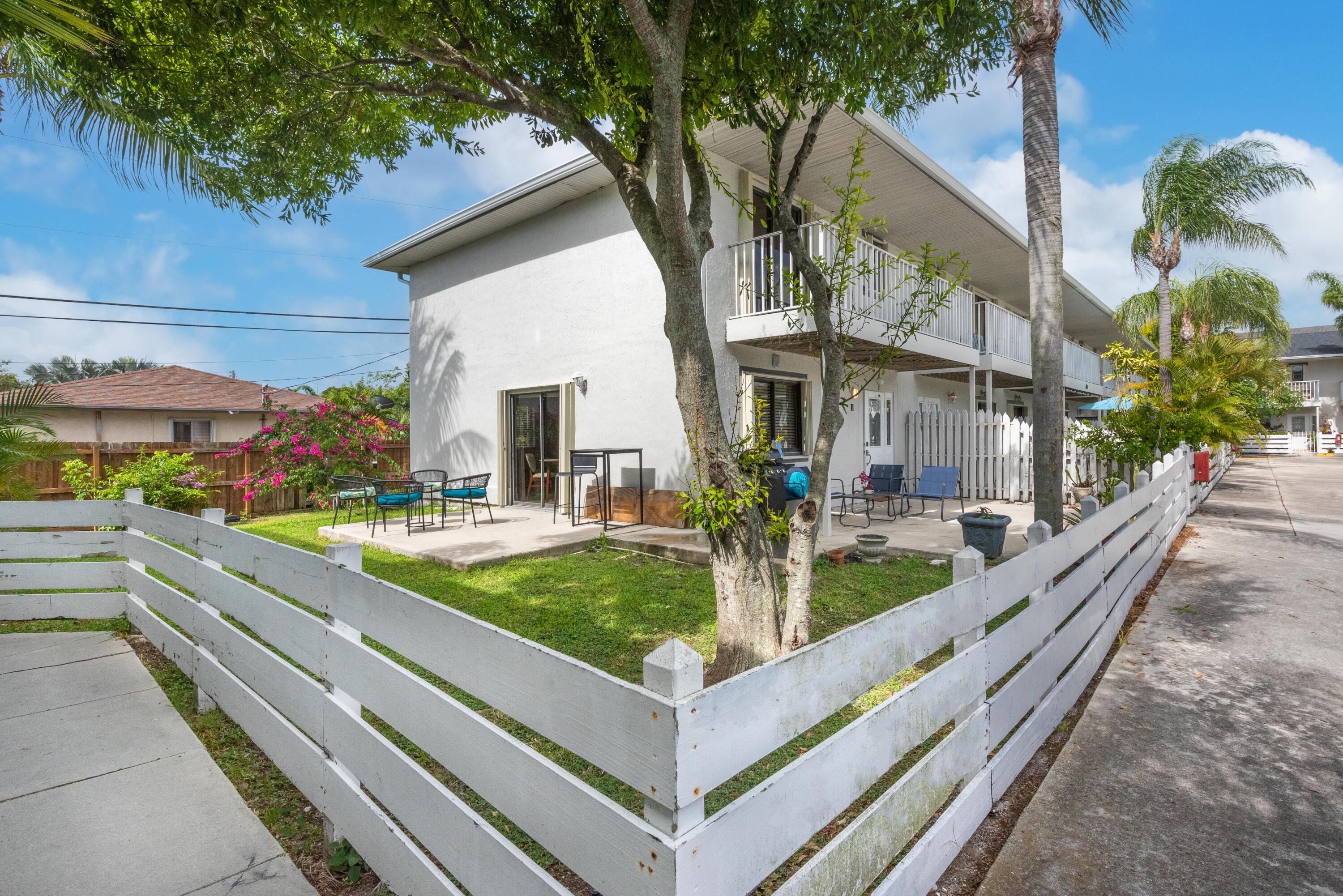 324 W PINE #11, Lantana FL 33462