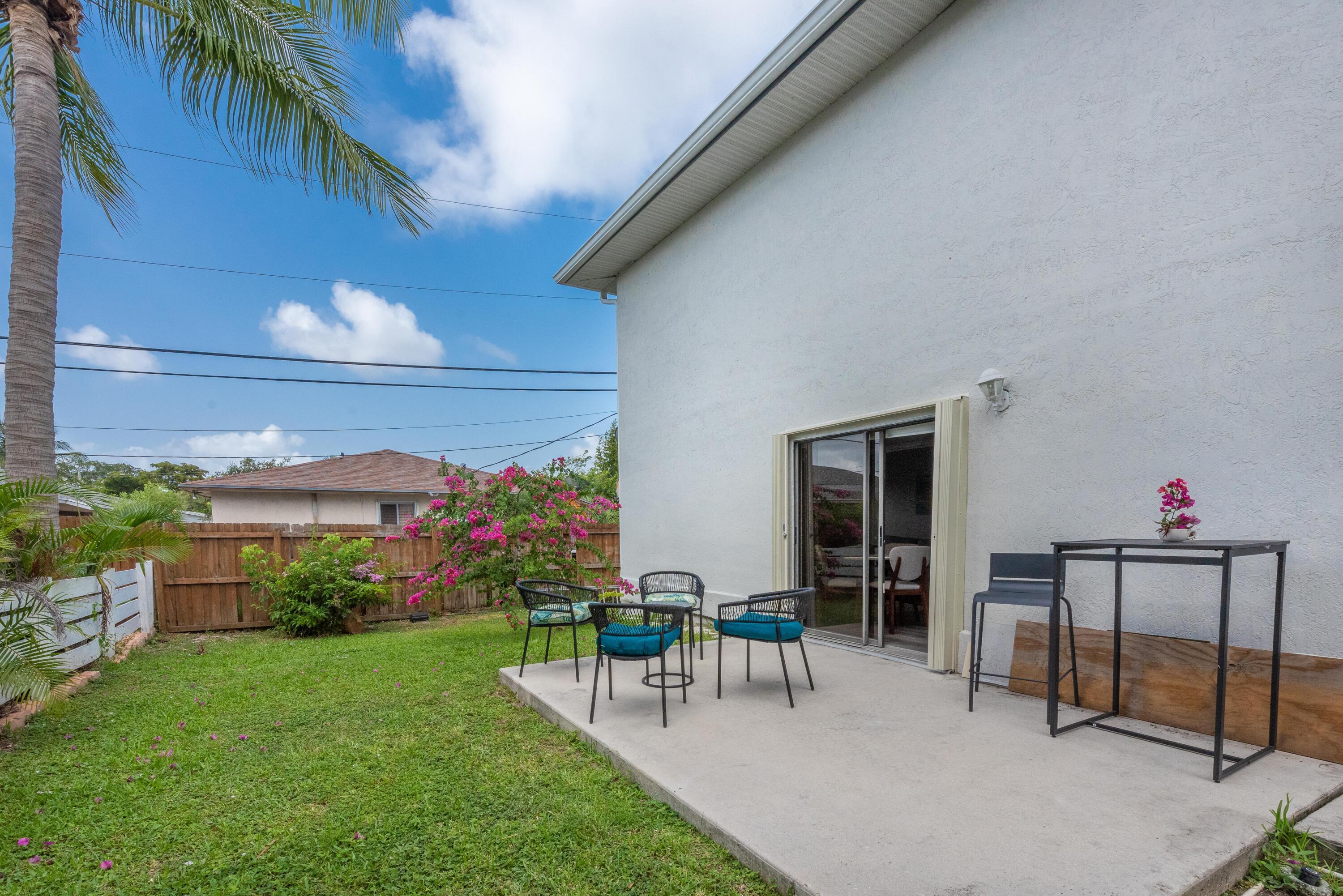 324 W PINE #11, Lantana FL 33462