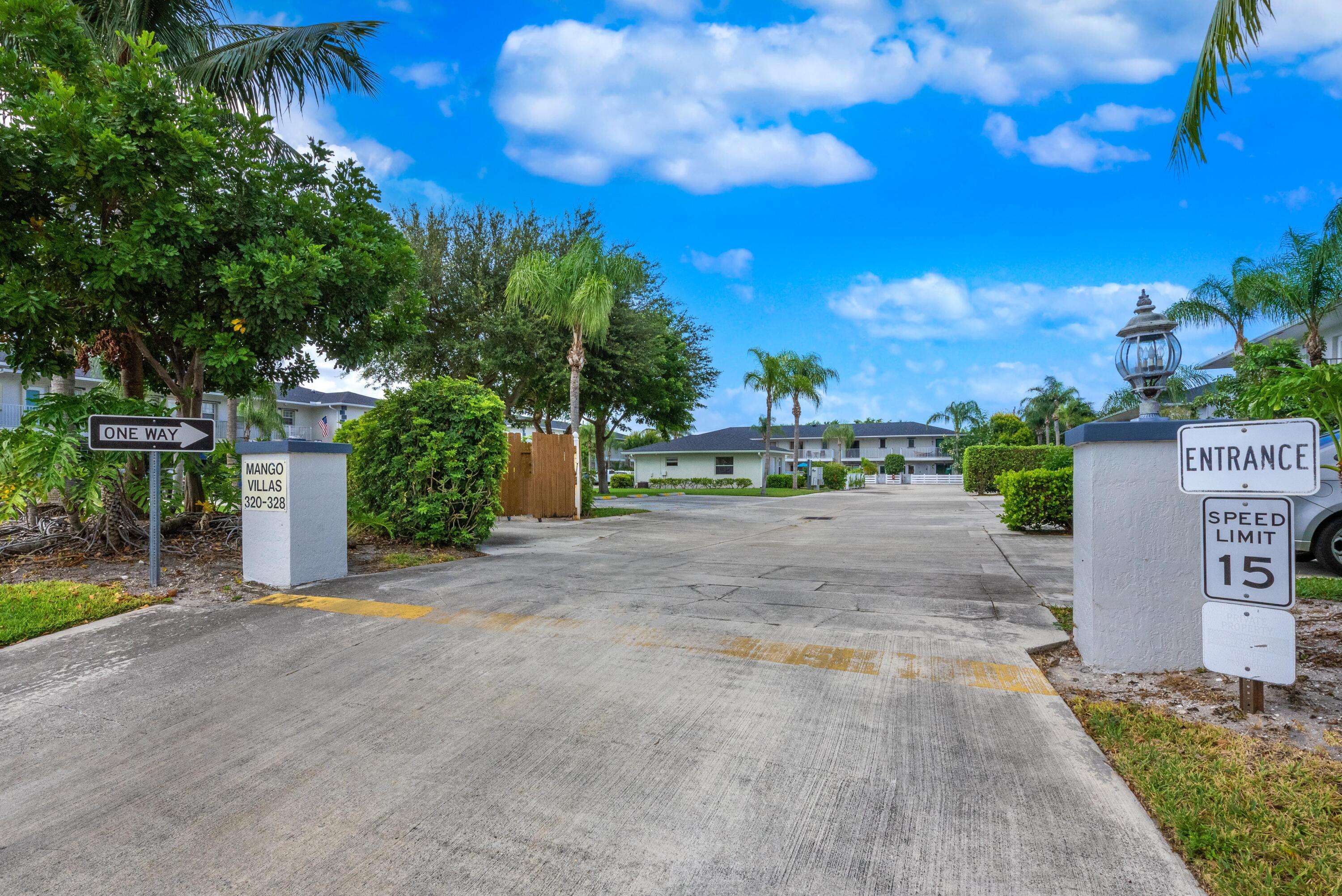 324 W PINE #11, Lantana FL 33462