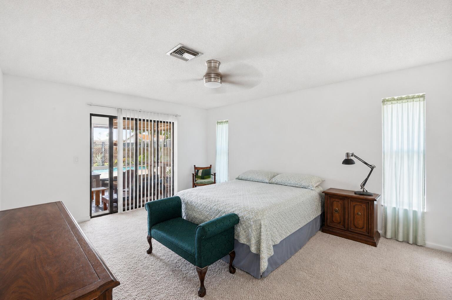 1081 Palama, Lantana FL 33462