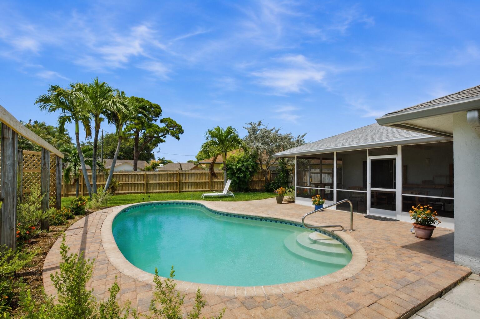 1081 Palama, Lantana FL 33462