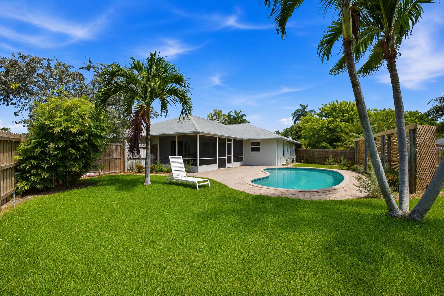 1081 Palama, Lantana FL 33462