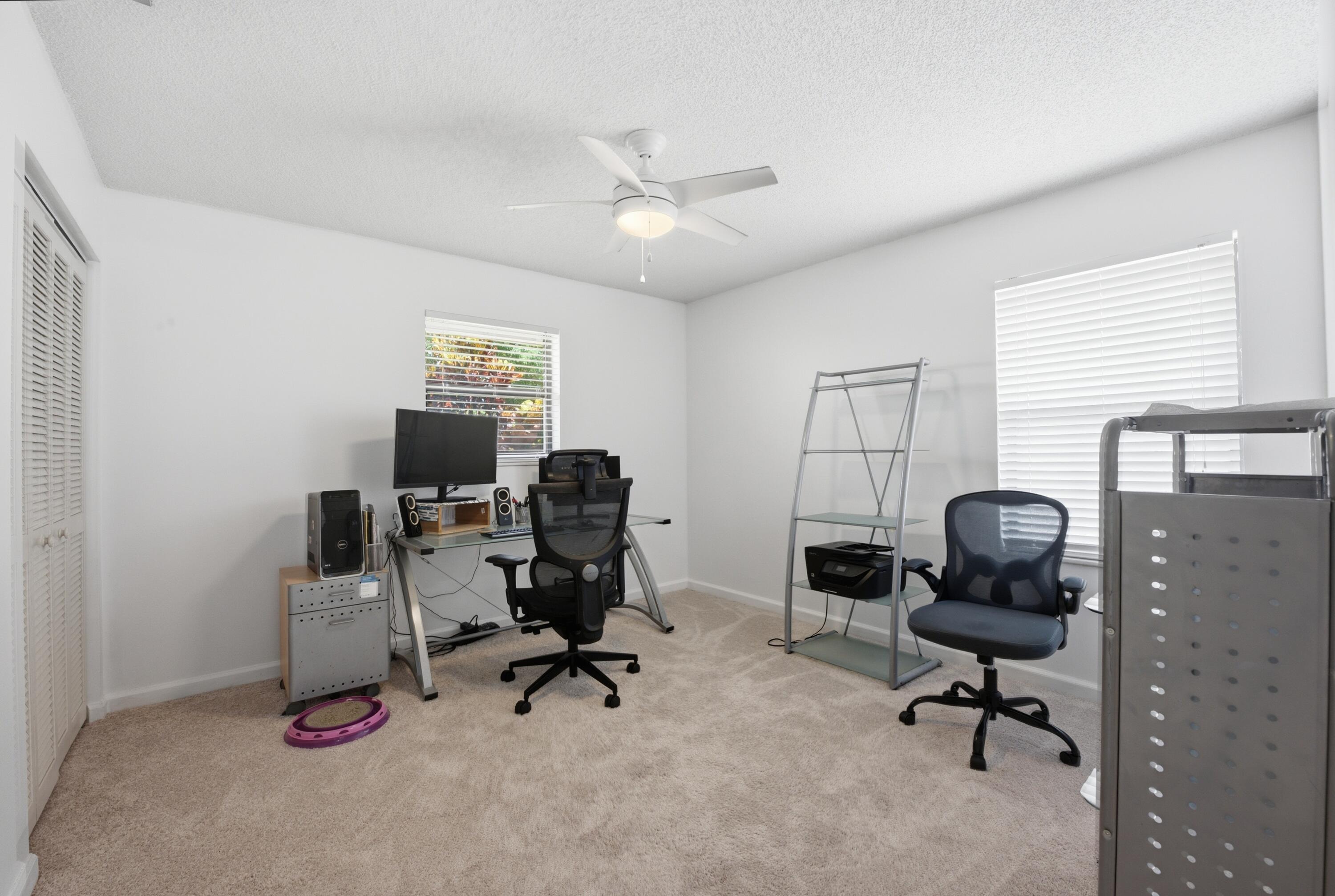 1081 Palama, Lantana FL 33462