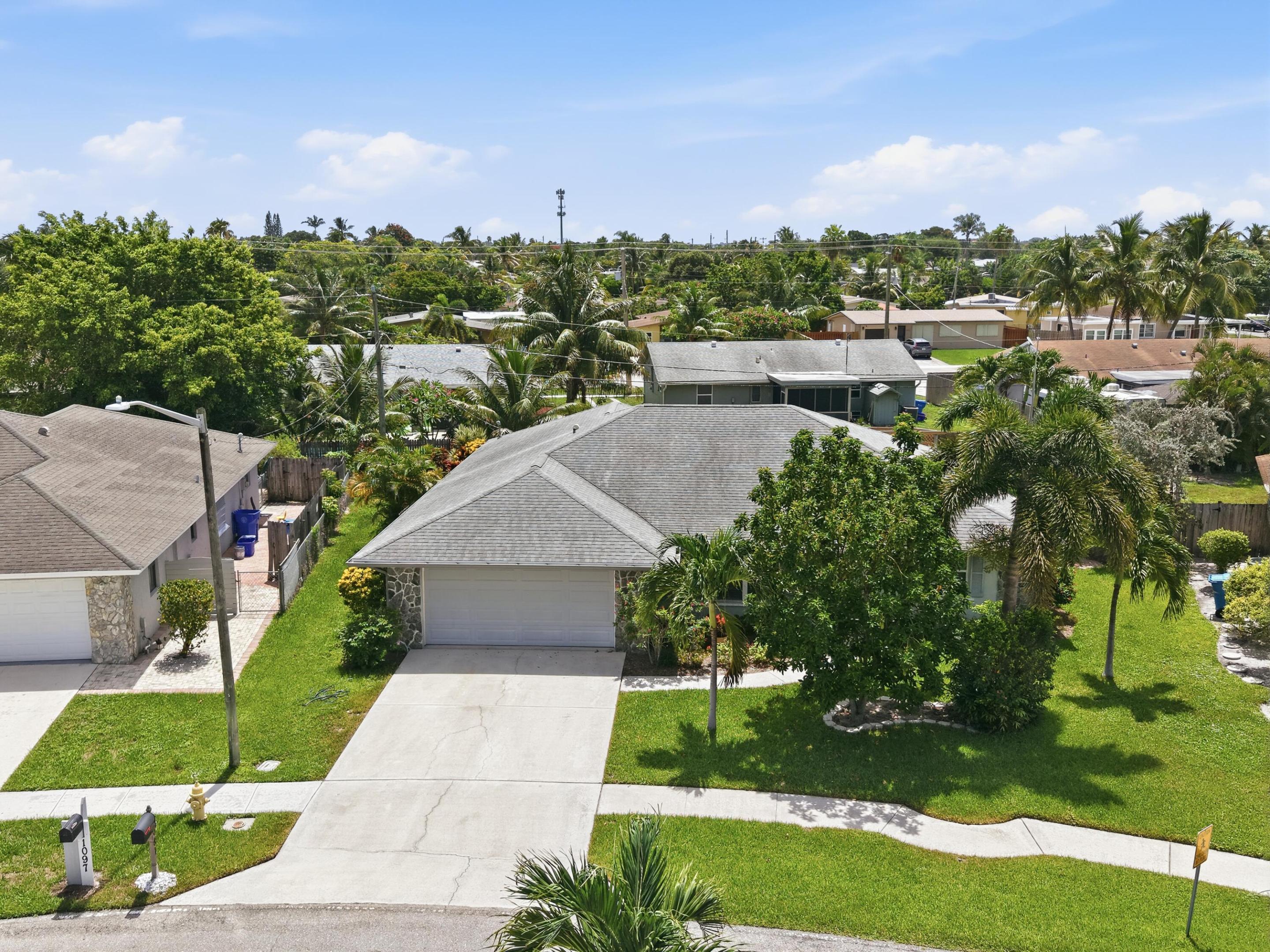 1081 Palama, Lantana FL 33462