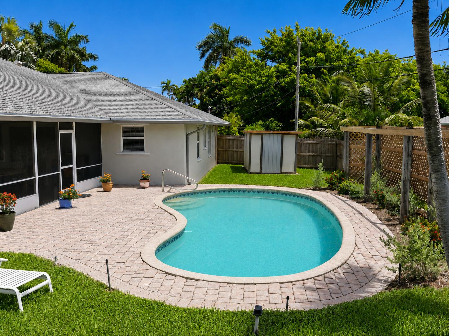 1081 Palama, Lantana FL 33462