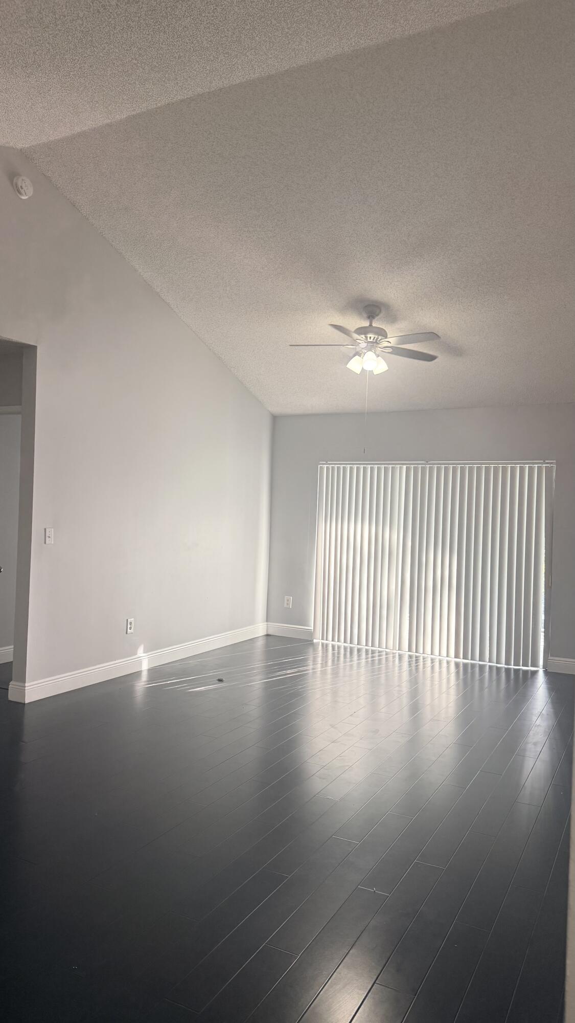 2640 S University #325, Davie FL 33328