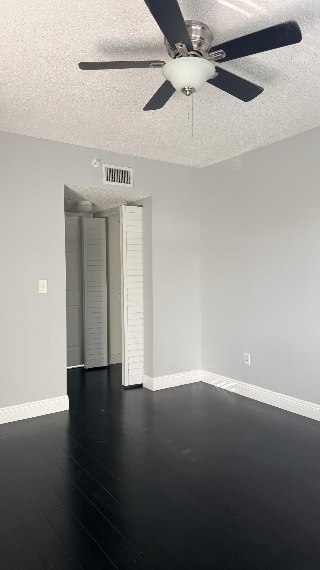 2640 S University #325, Davie FL 33328