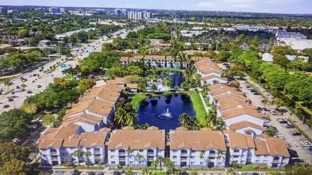 2640 S University #325, Davie FL 33328