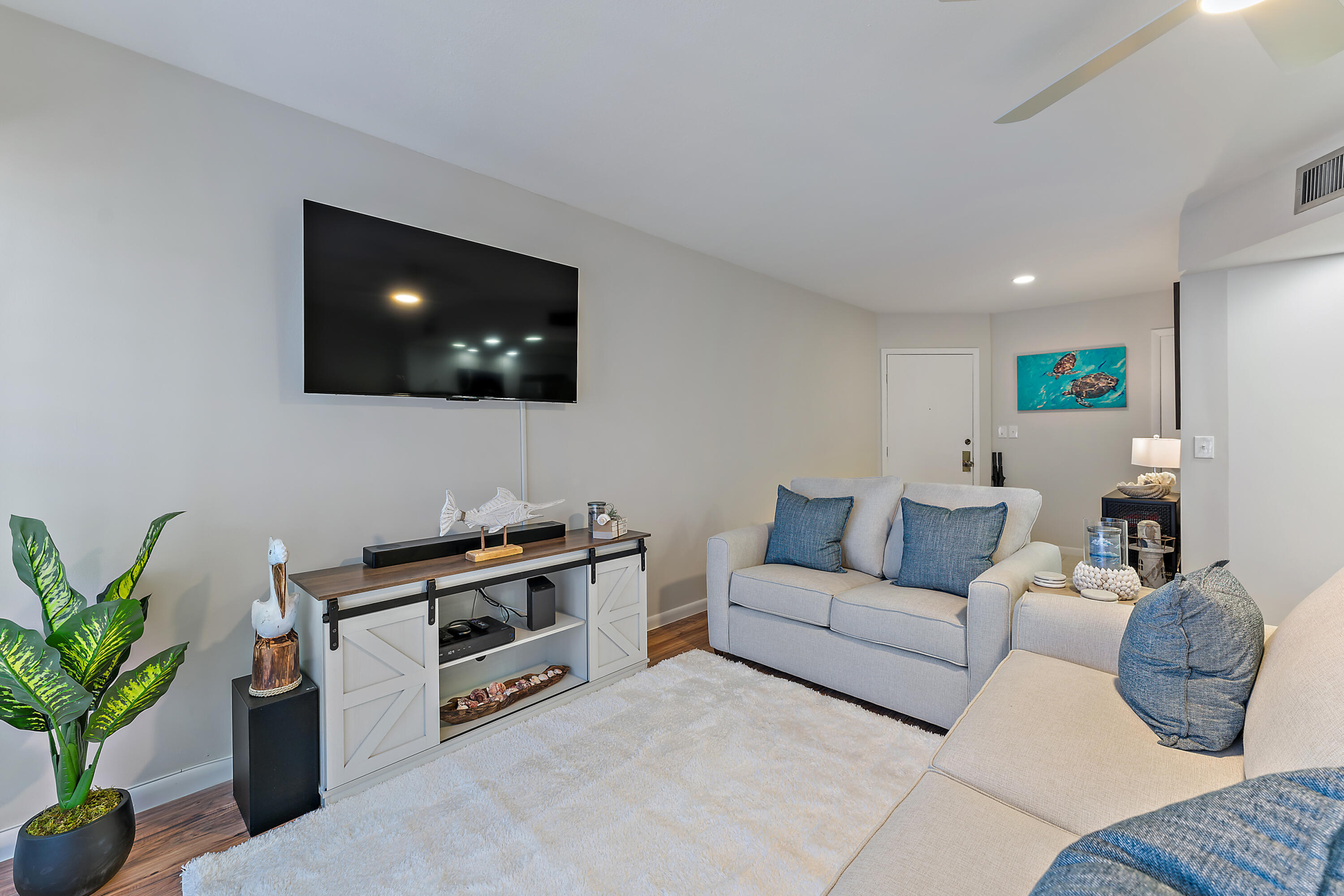1605 S US #V6-104, Jupiter FL 33477